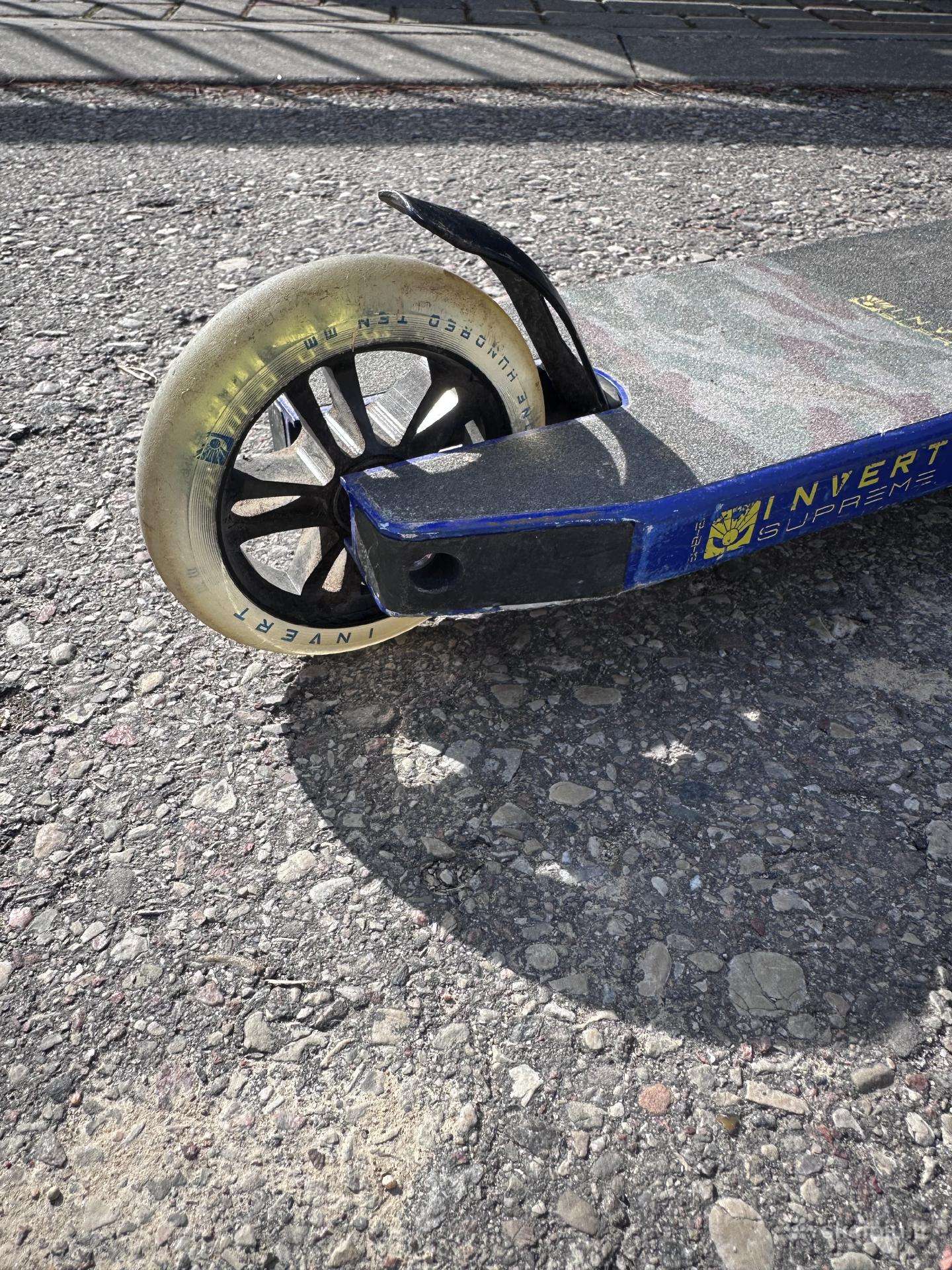 Stunt  scooter Invert