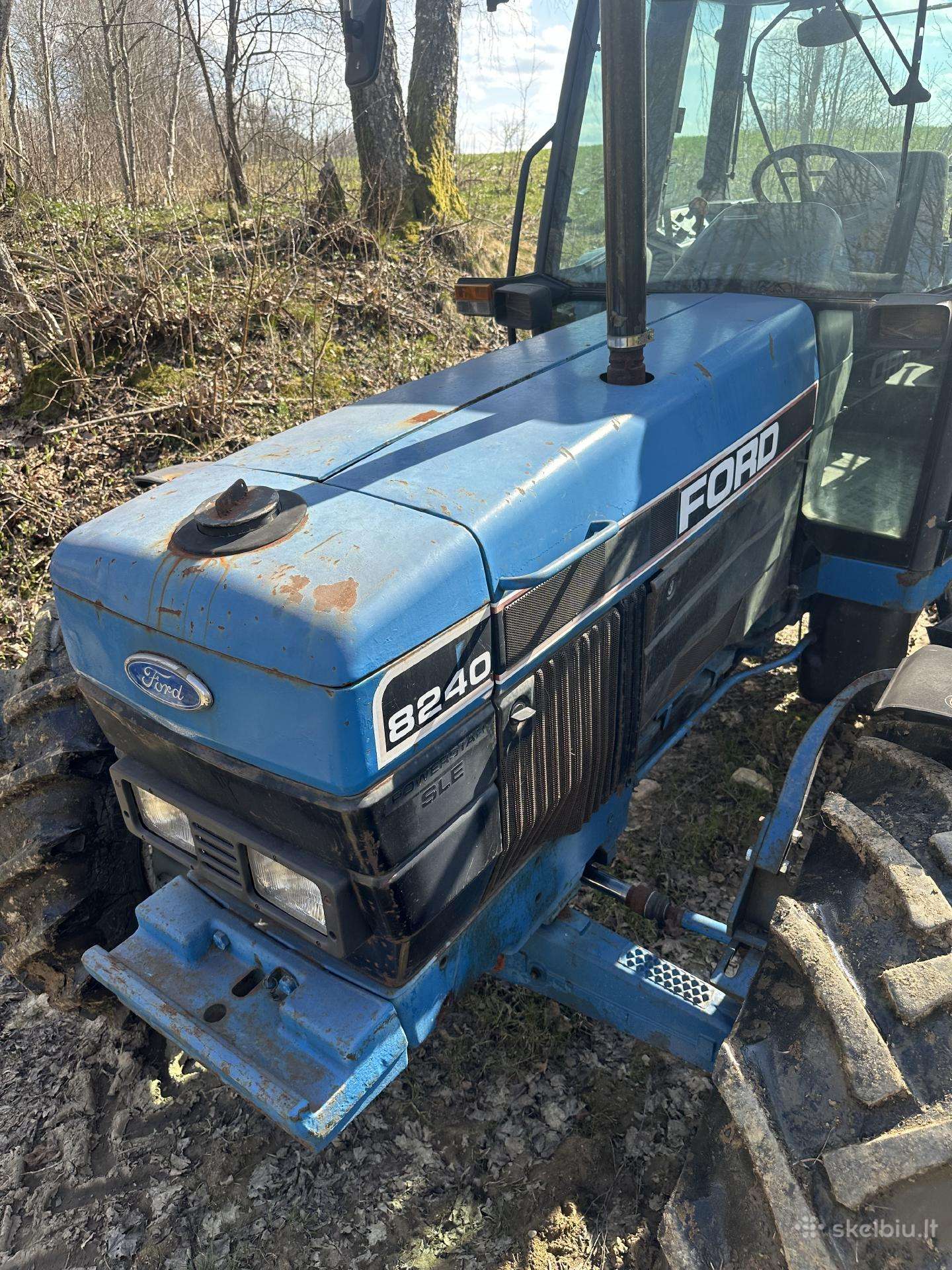 Ford 8240, traktoriai