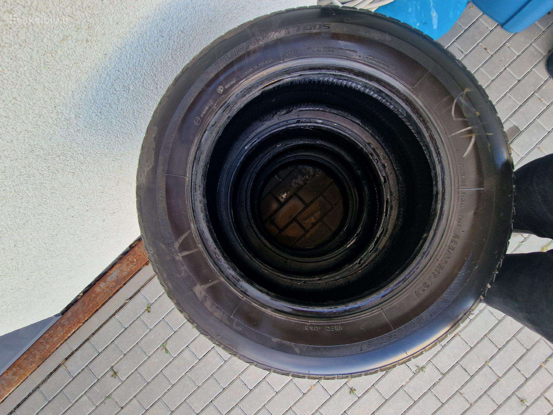 Bridgestone, летние 225/60 R17