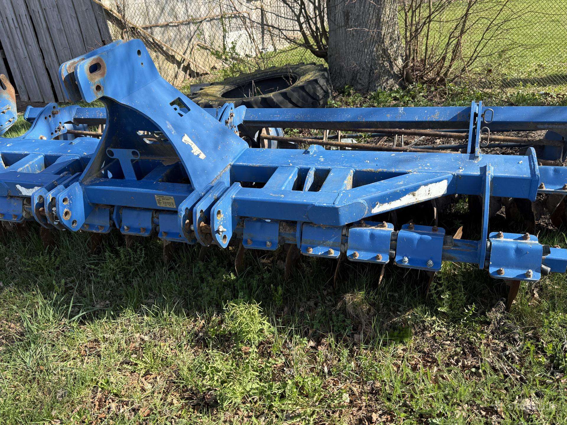 -Kita-, scrapers, scrubbers