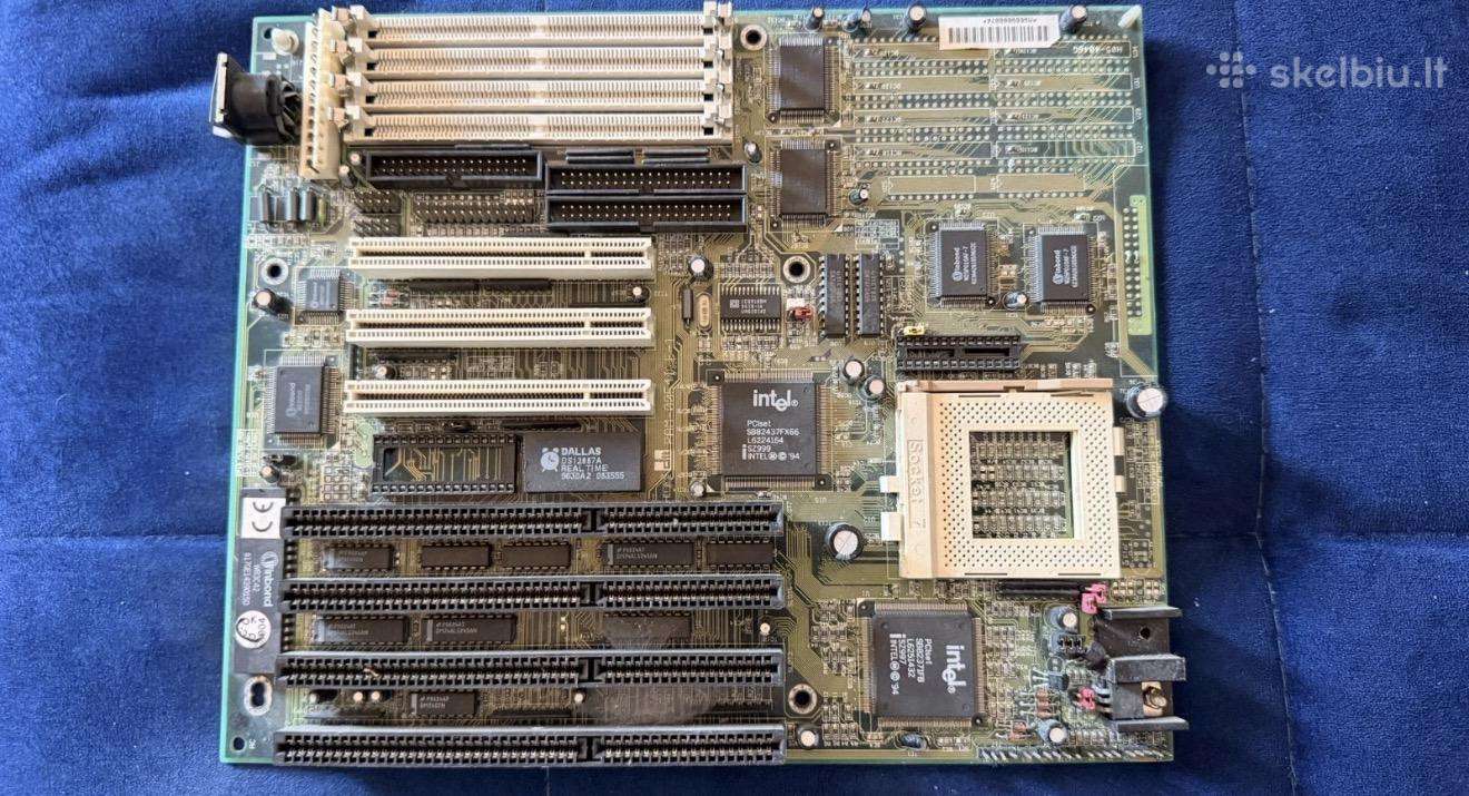 Vintage Socket 7 motininė plokštė su Intel Pentium