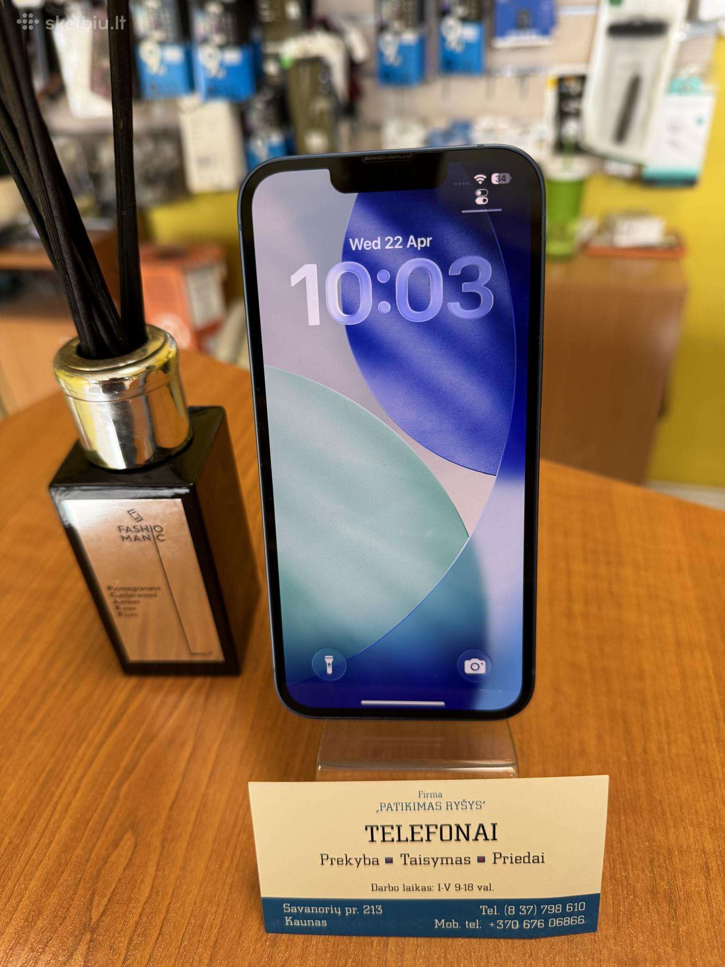 iPhone 13 black 128gb Su 3 Menesiu Garantija