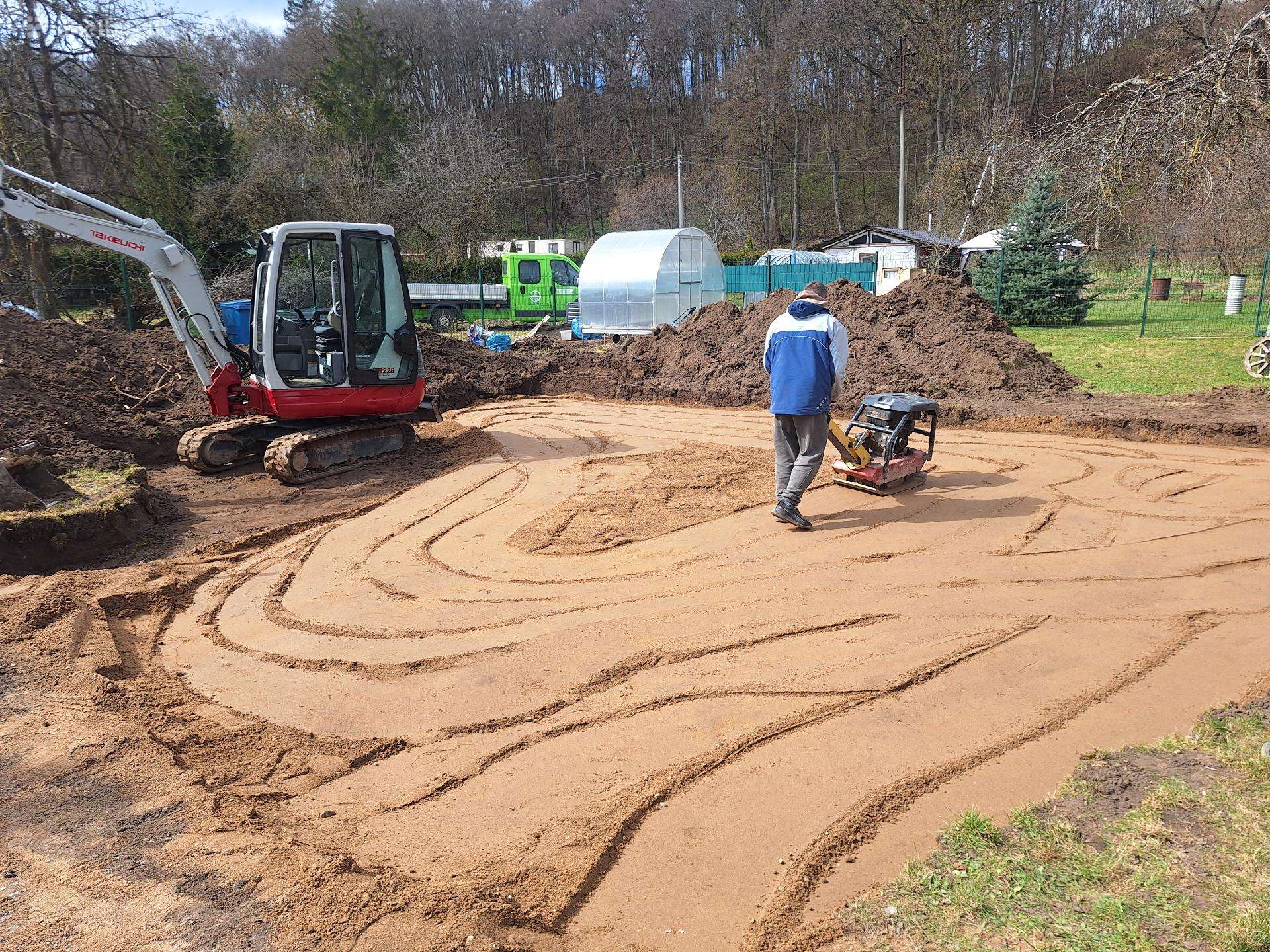 Takeuchi Tb228, прокат строительного транспорта