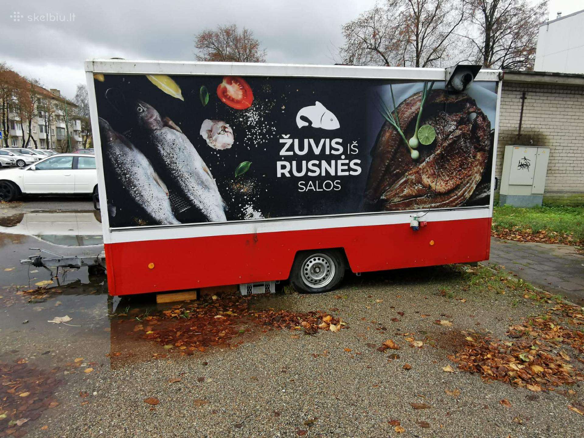 Foodtruck/autoparduotuve /virtuve ant ratu