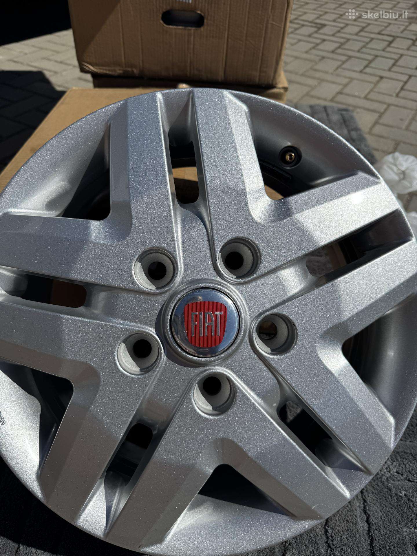 Fiat, light alloy, R16