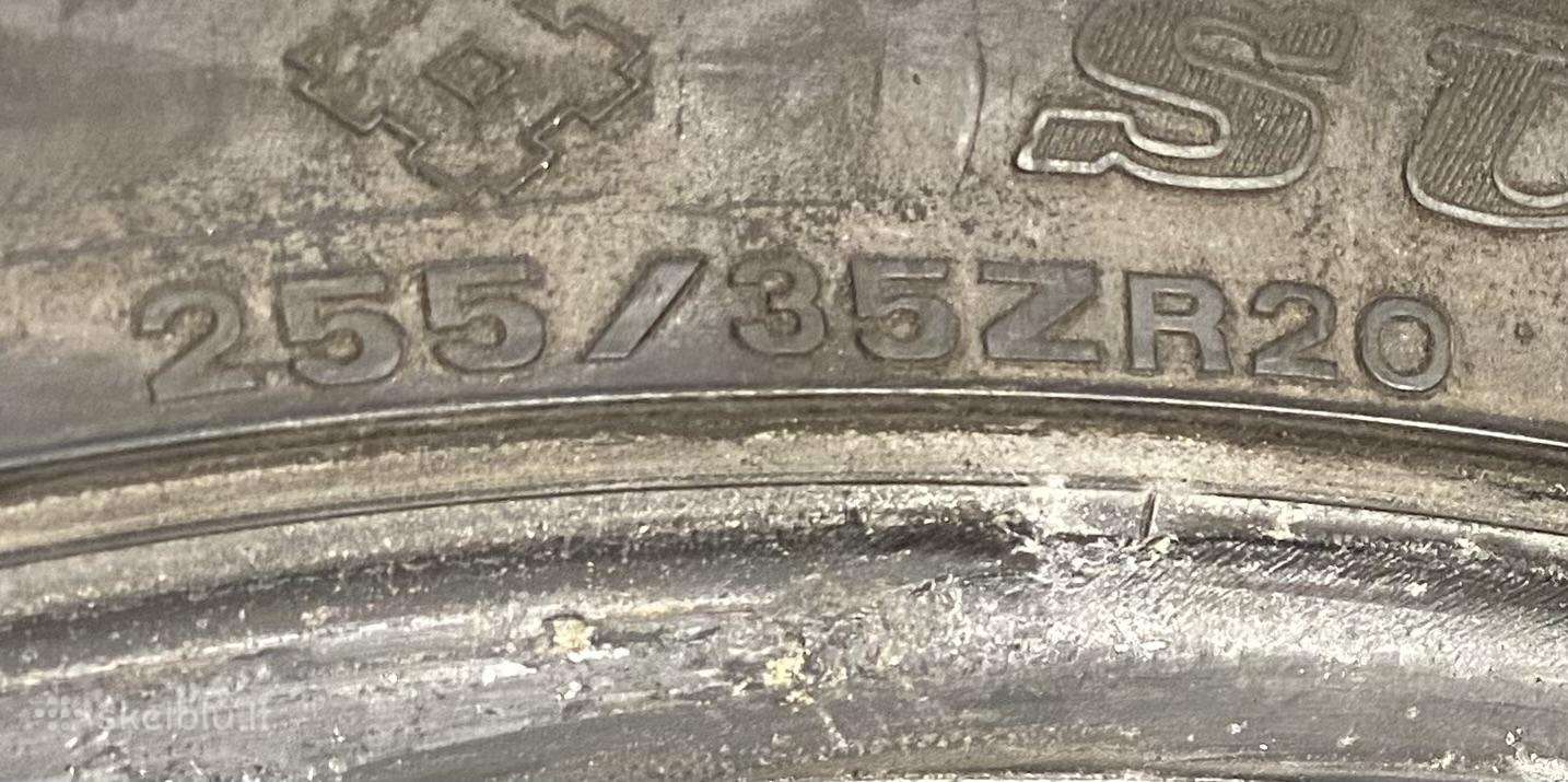 Sumitomo, summer 255/35 R20