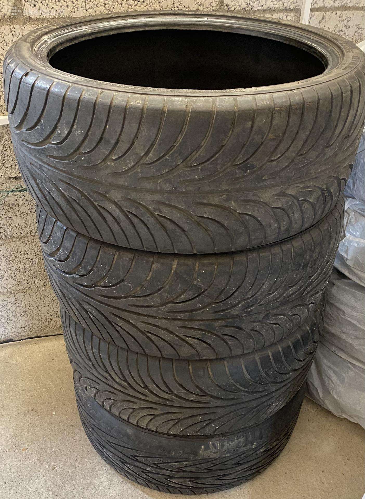 Sumitomo, summer 255/35 R20
