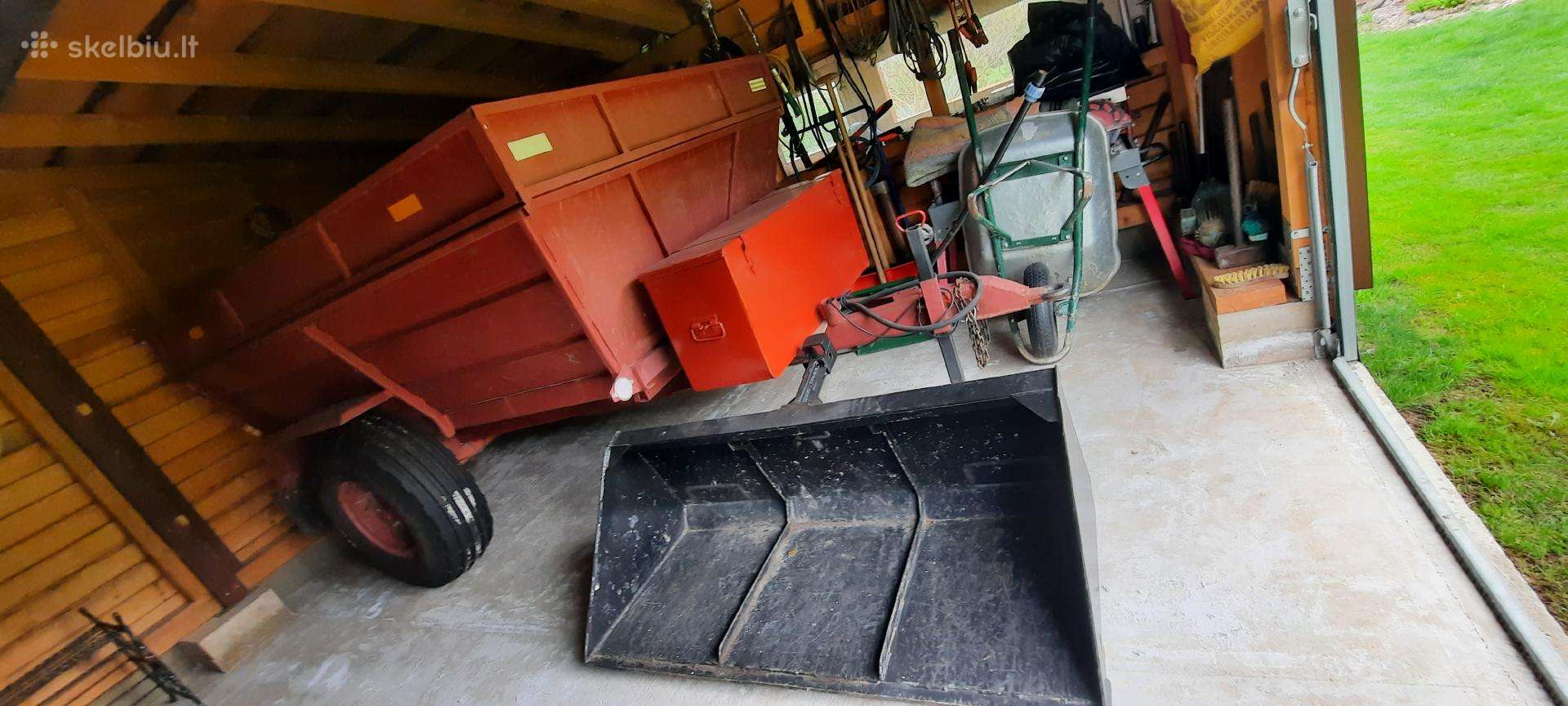 -Kita-, tractors