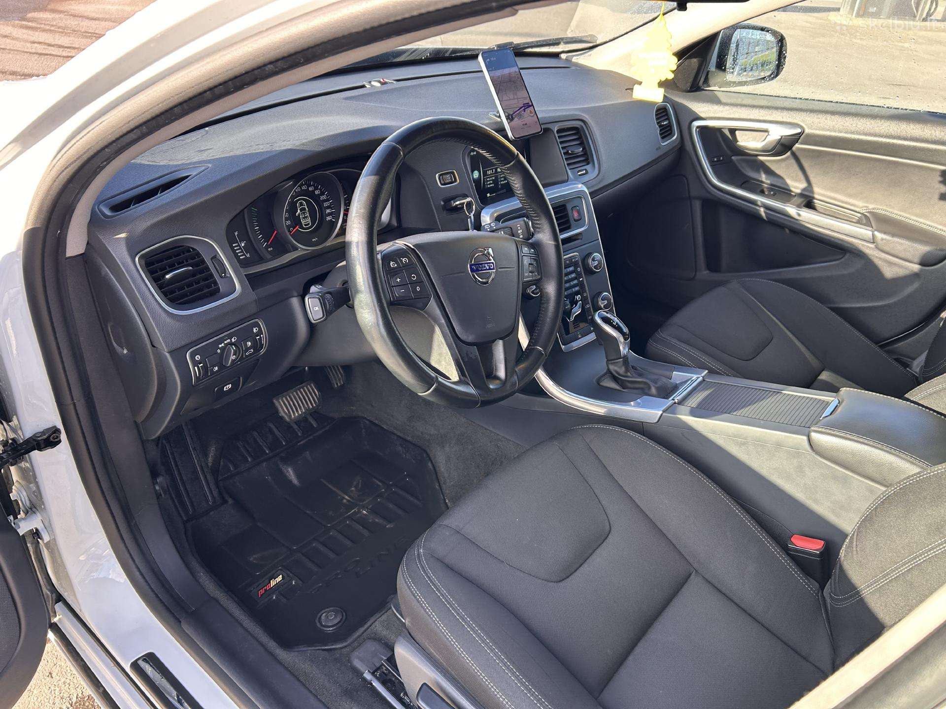 Volvo V60, 2.0 l., Универсал