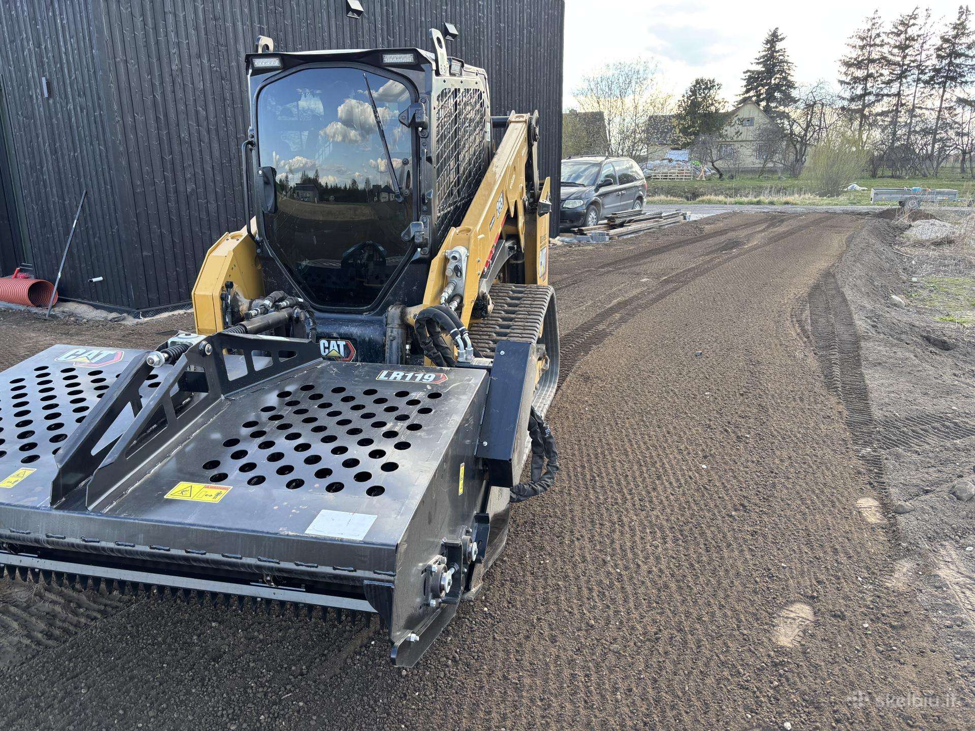 Žemės frezavimas kultivavimas grebimas bobcat tech