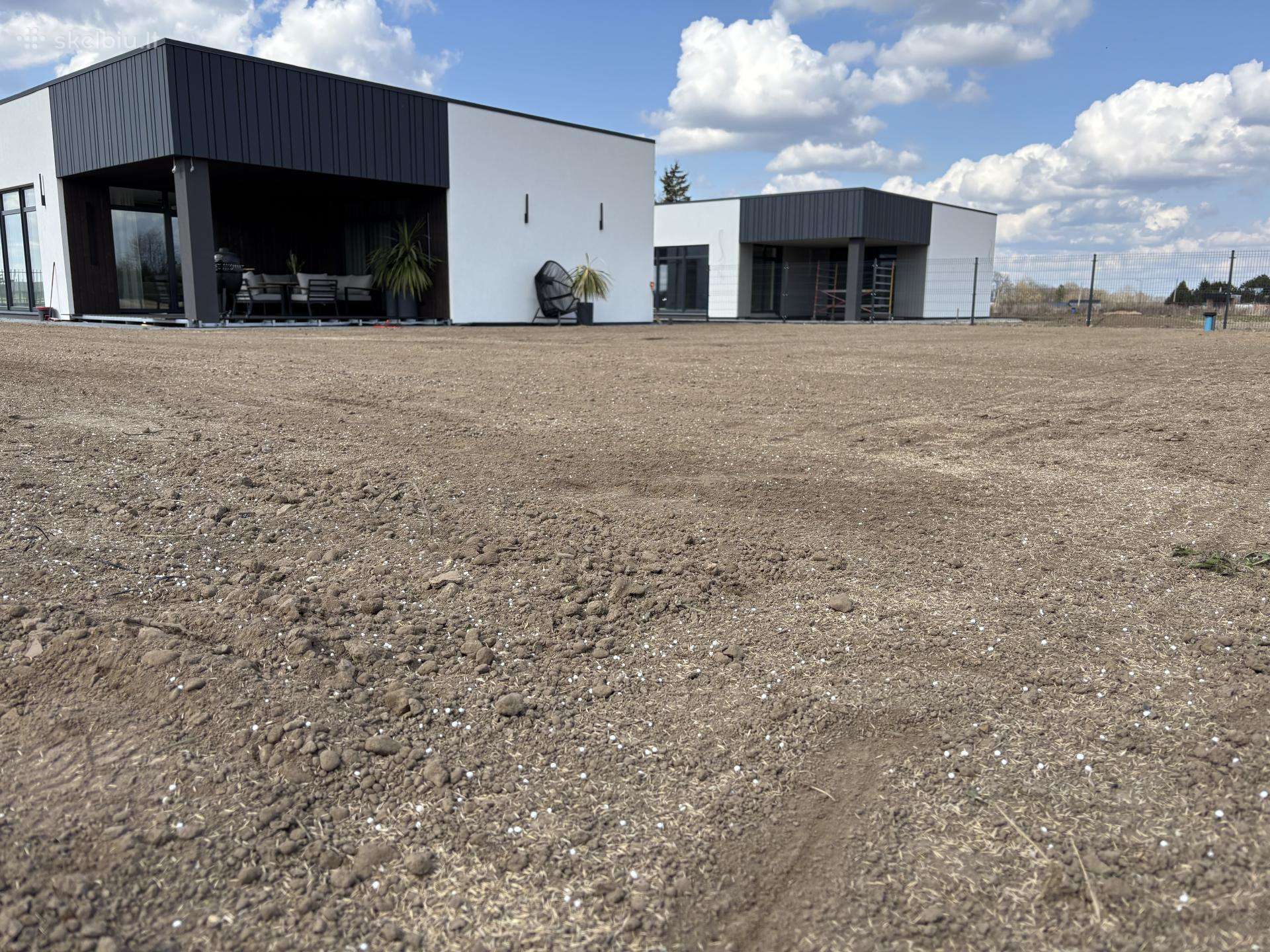 Žemės frezavimas kultivavimas grebimas bobcat tech