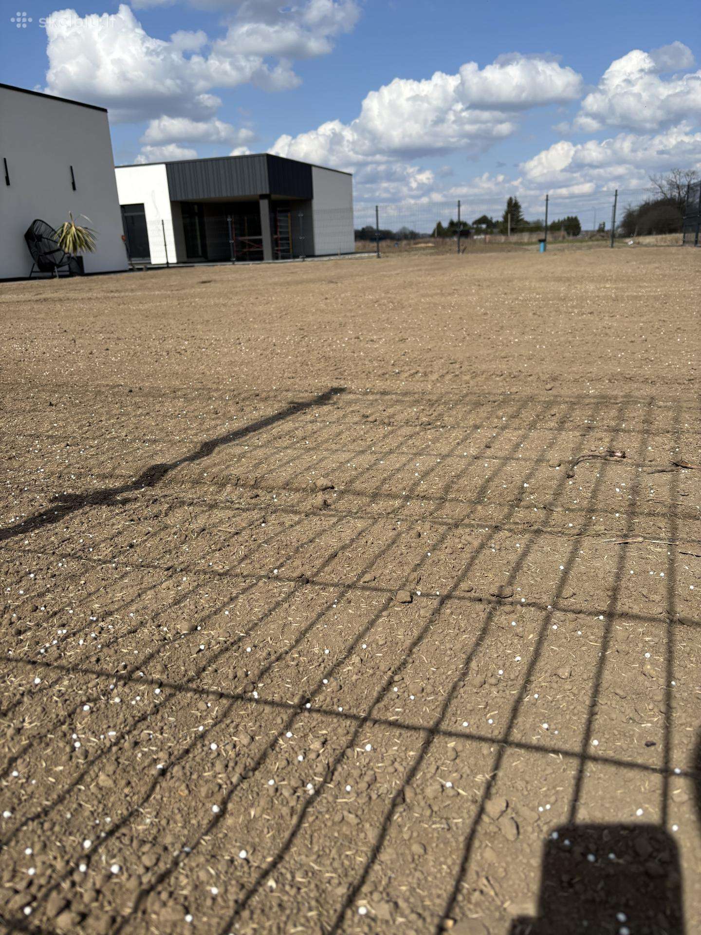 Žemės frezavimas kultivavimas grebimas bobcat tech