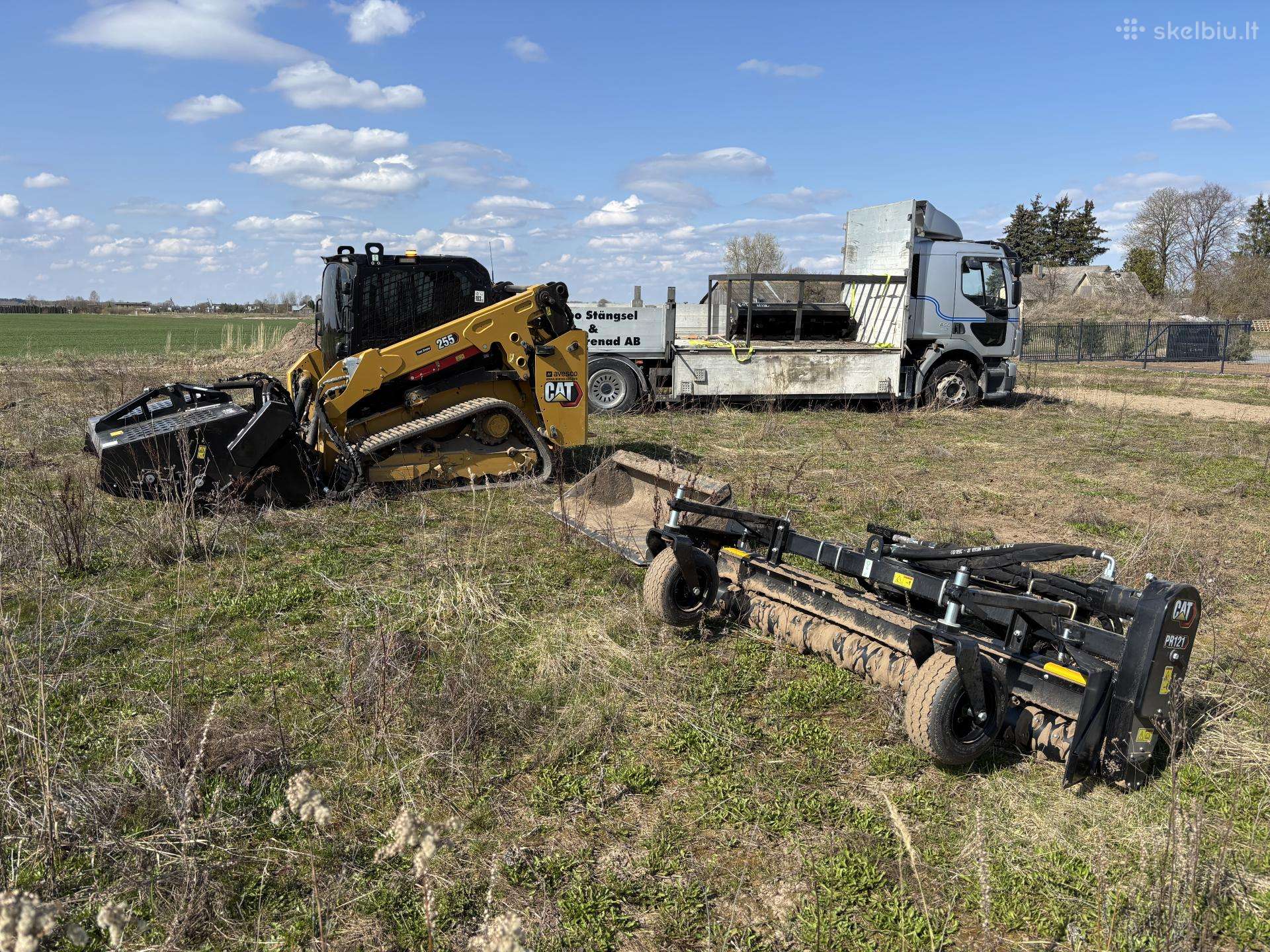 Žemės frezavimas kultivavimas grebimas bobcat tech