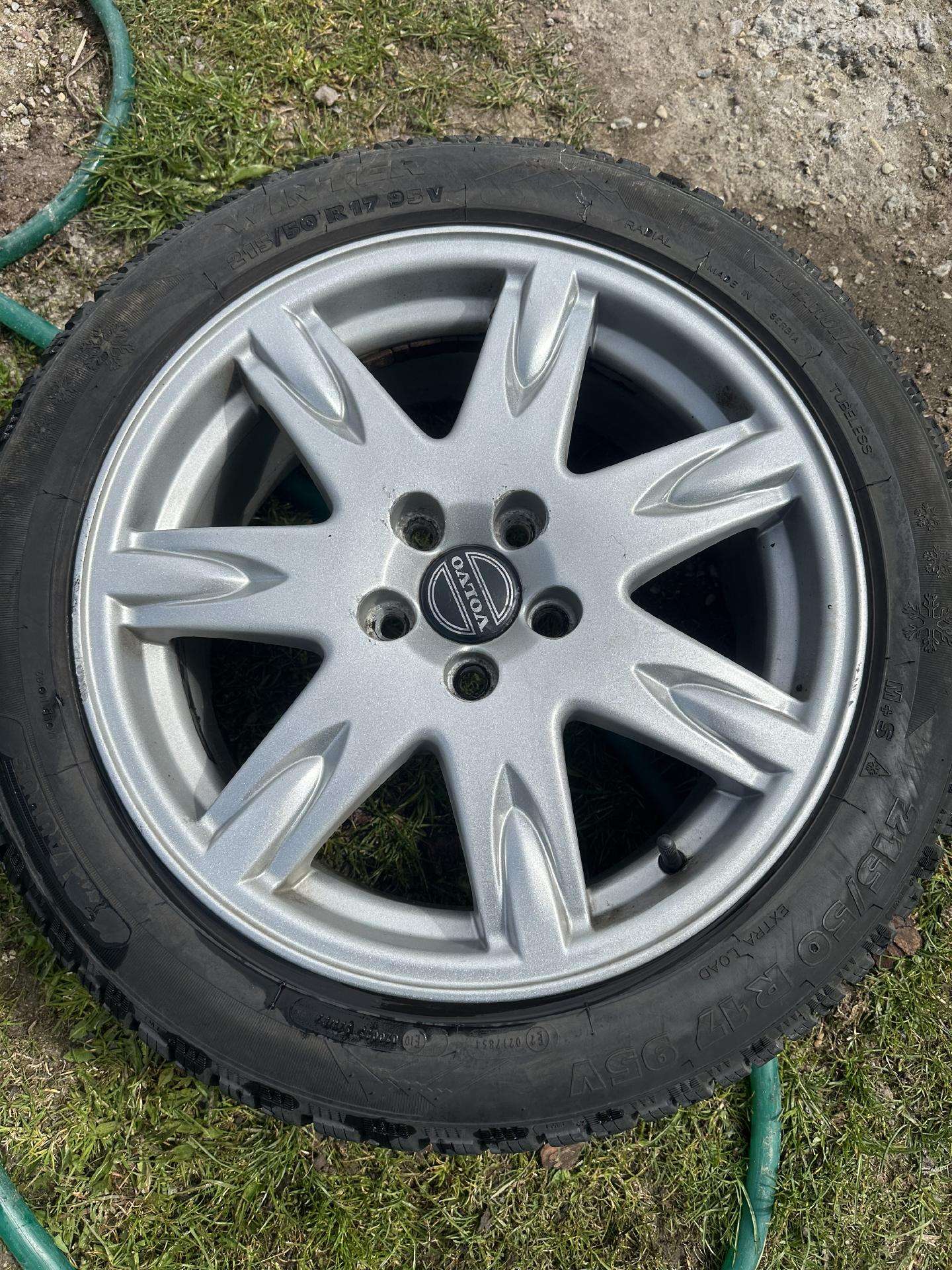 Hankook, universalios 225/50 R17