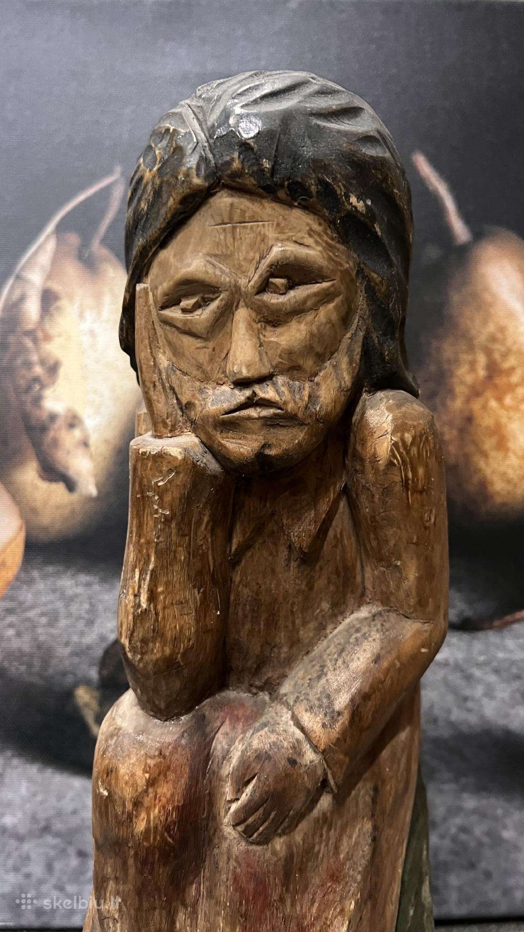 Medinė autorinė Rūpintojėlio skulptūrėlė Krekenava