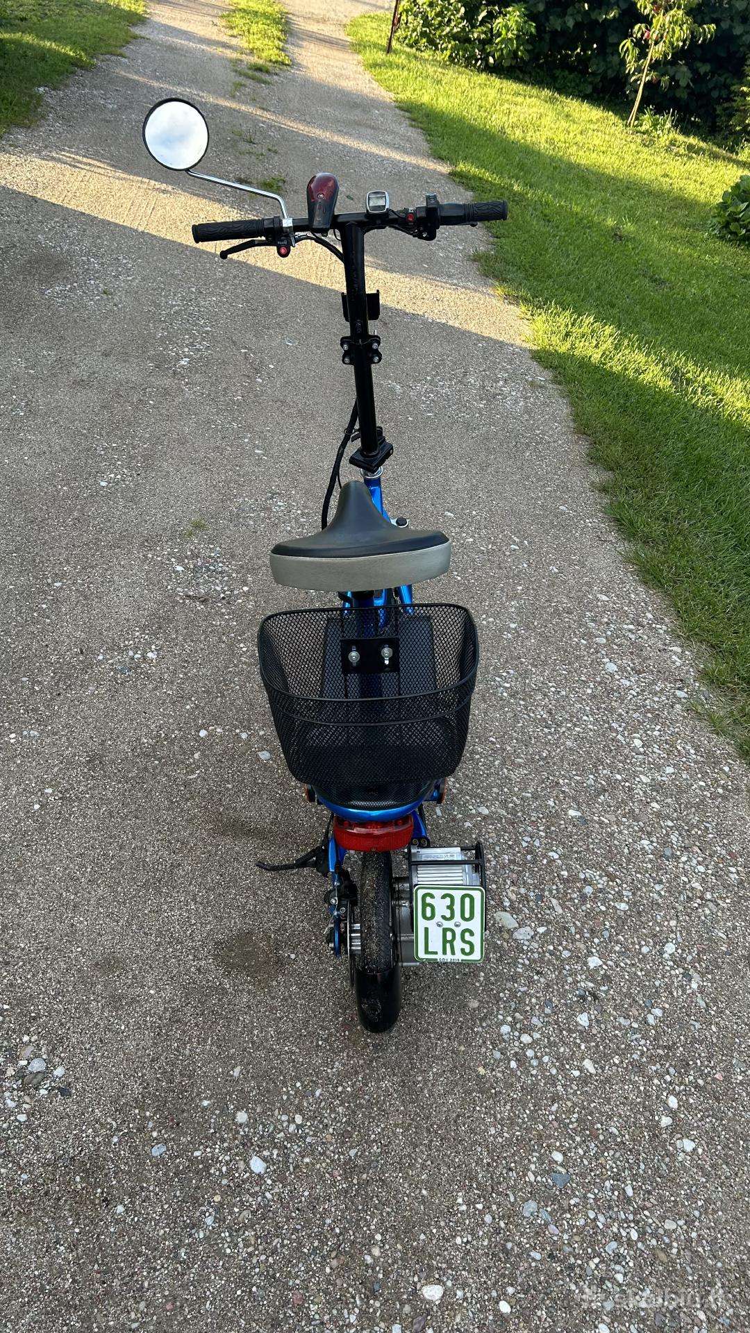 Electric scooter -kita-