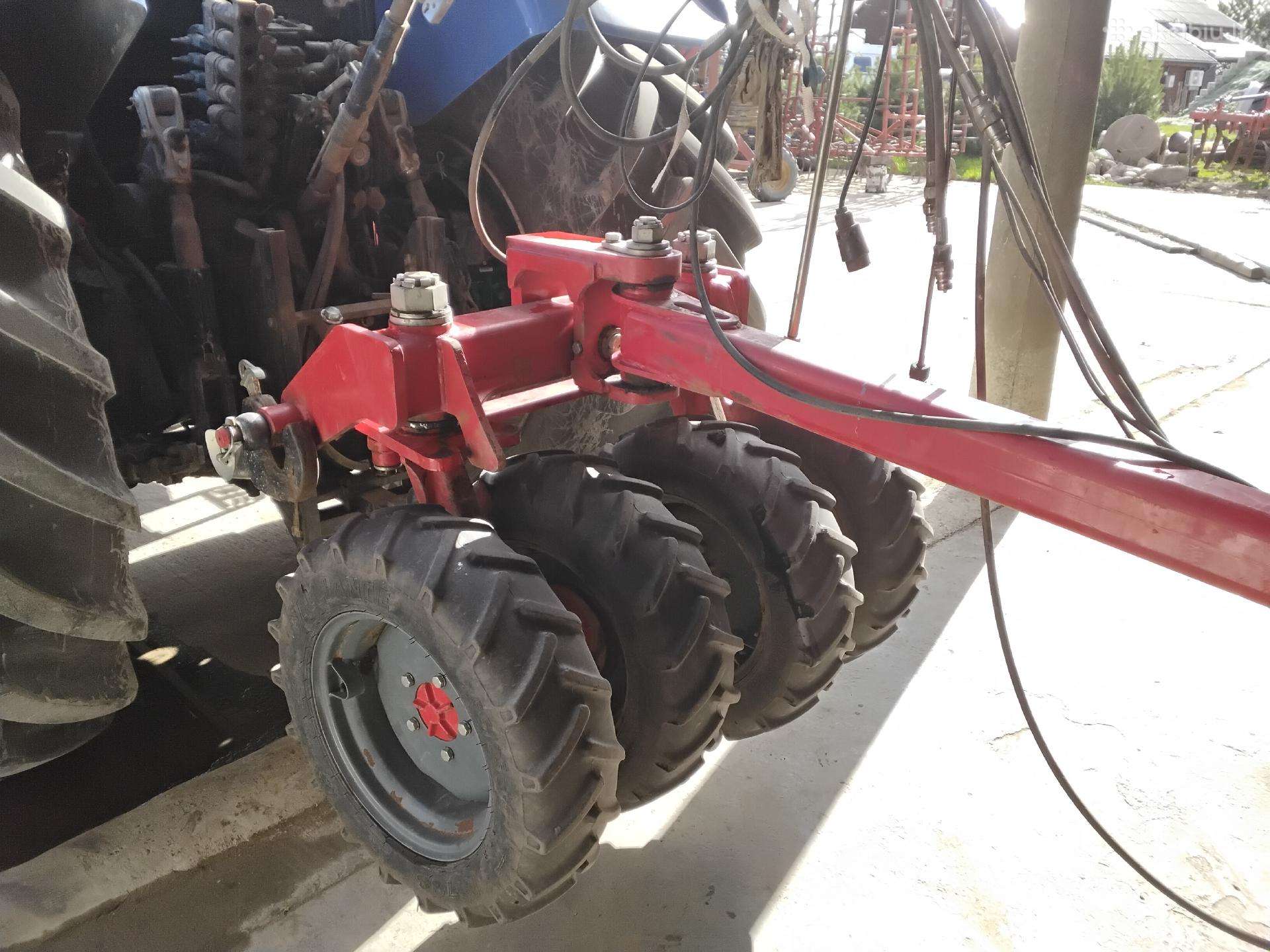 Unia Amber 1200, seeders, planters