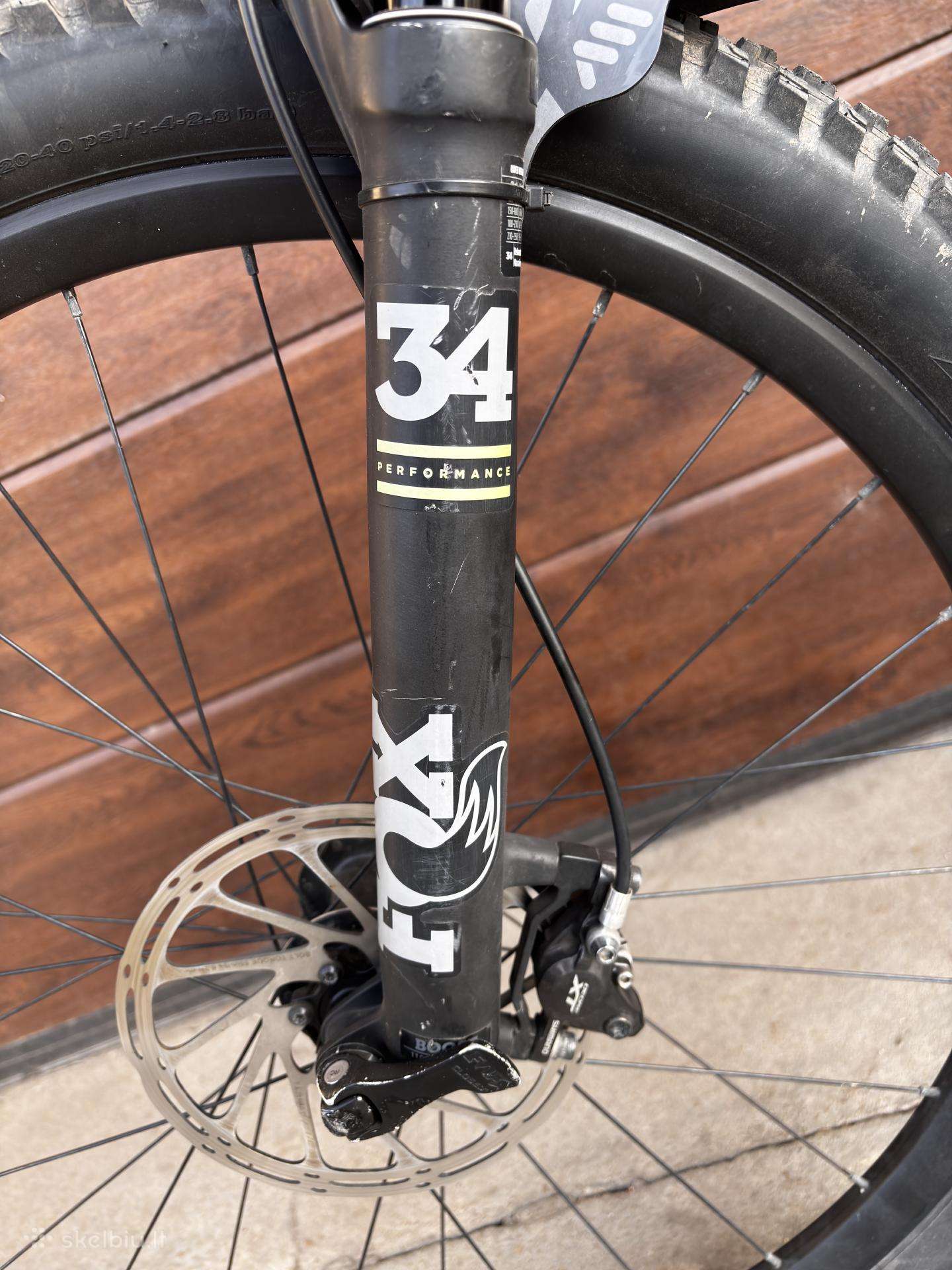 Kalnų dviratis Giant 27.5″