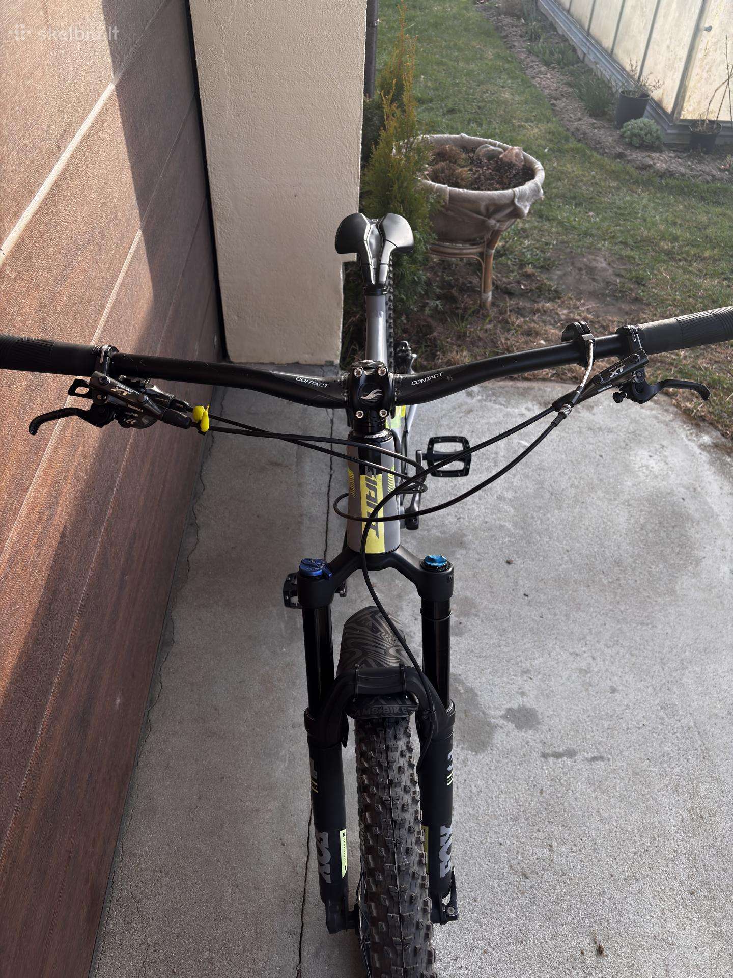Kalnų dviratis Giant 27.5″