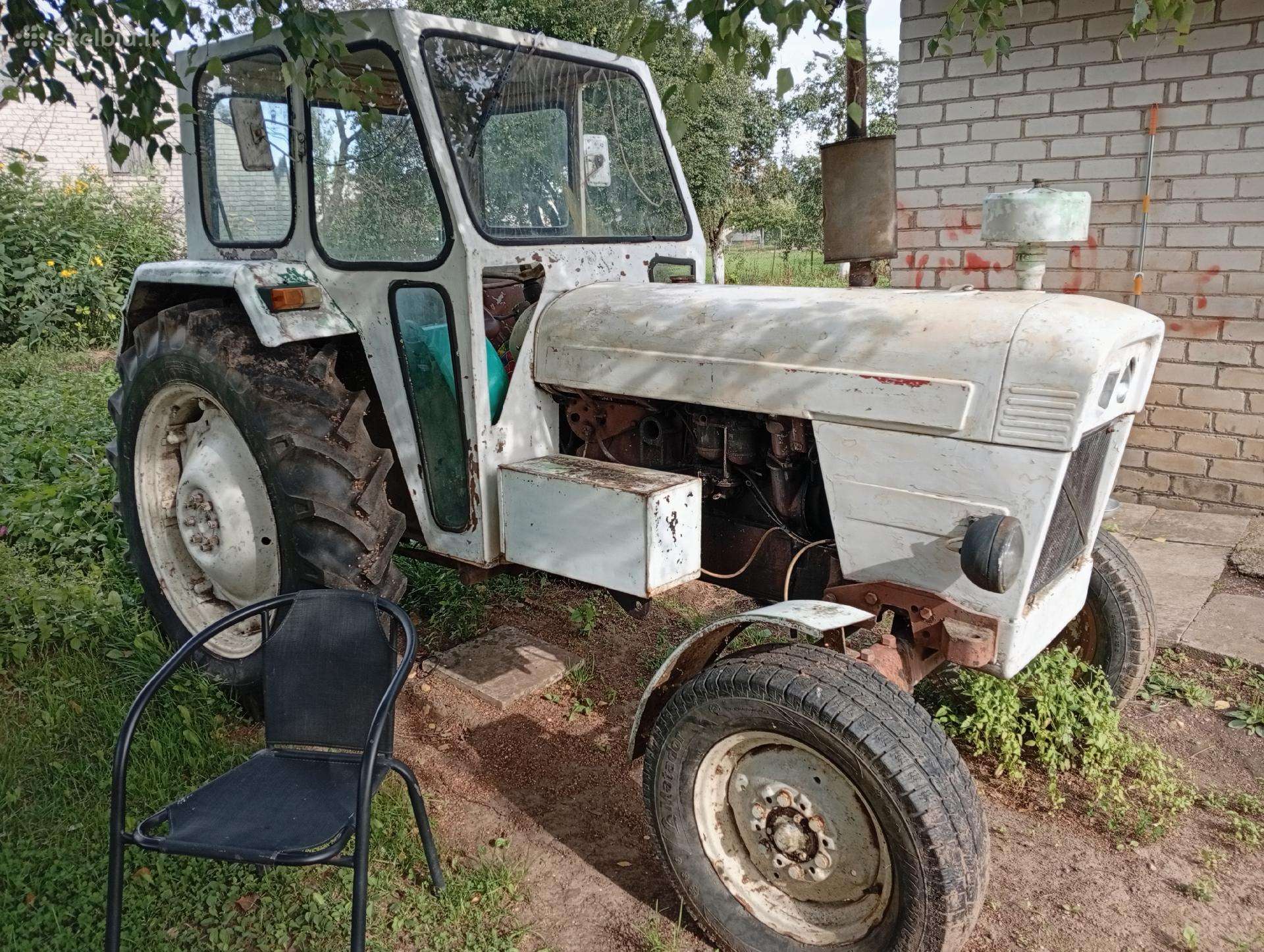 David Brown 880, tractors