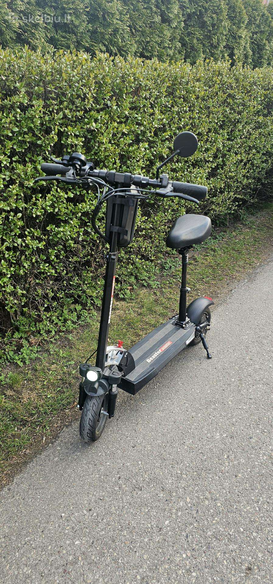 Electric scooter Beaster Scooter