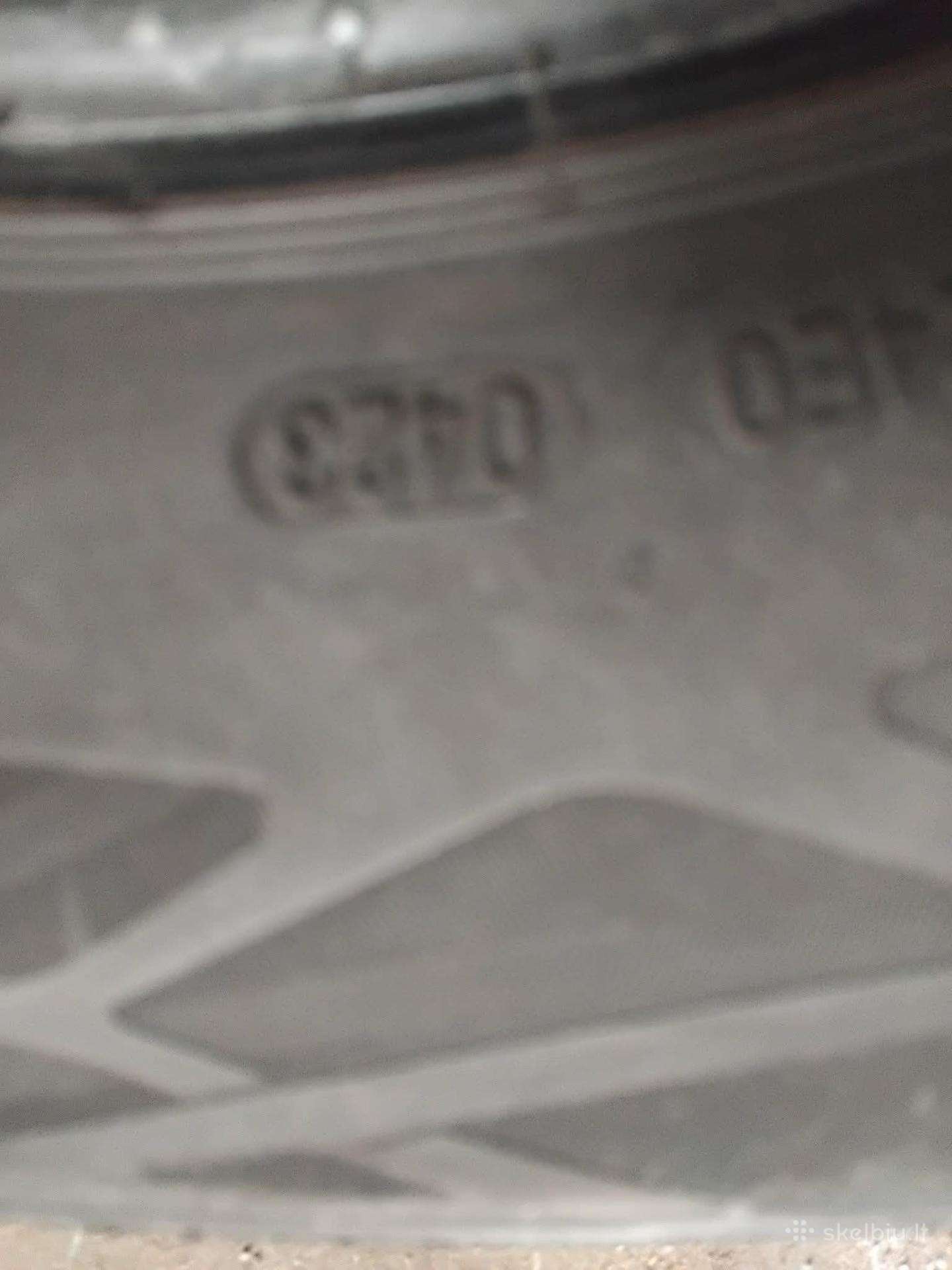 Continental, всесезонные 215/65 R16