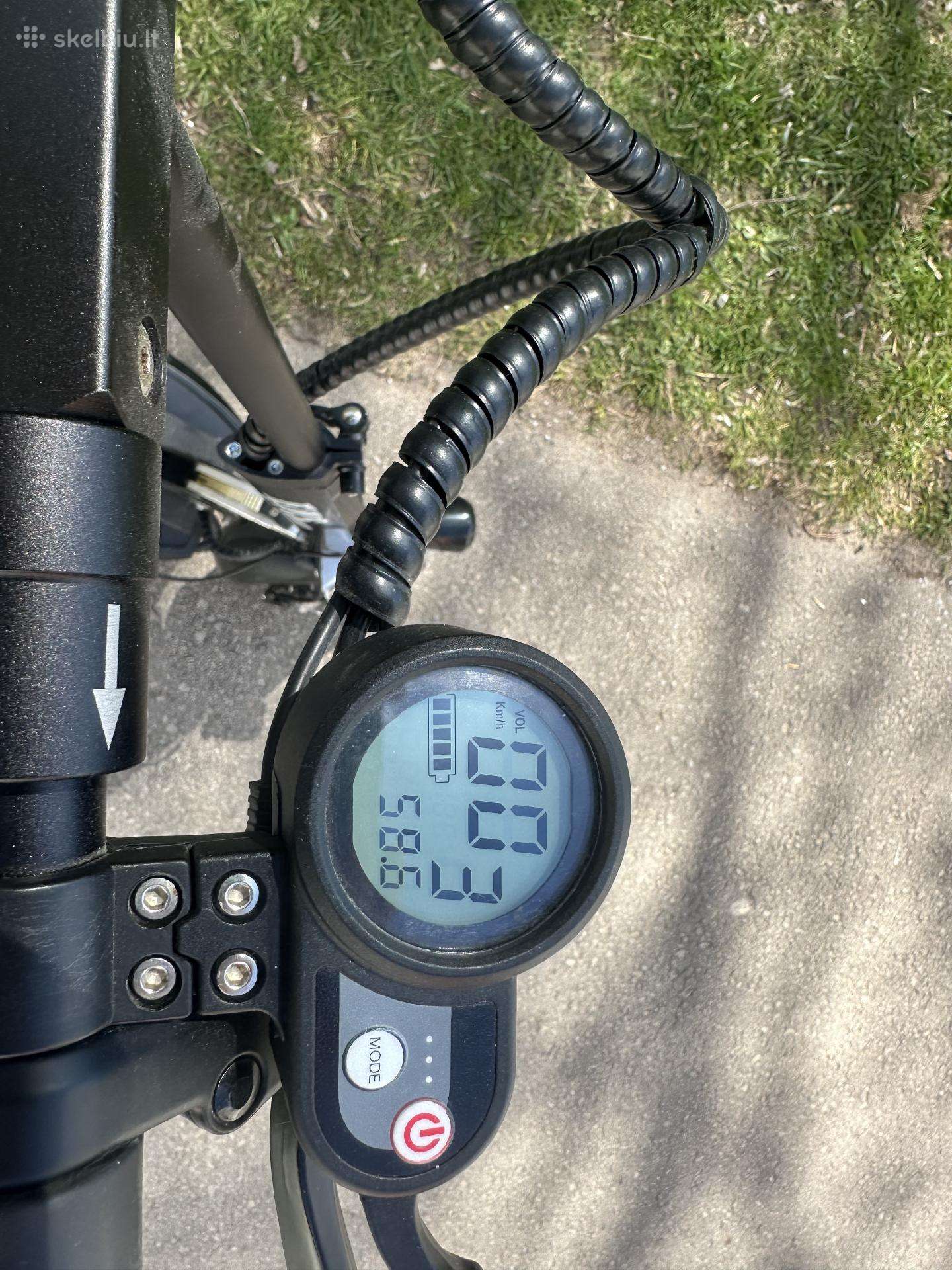 Electric scooter Scooter