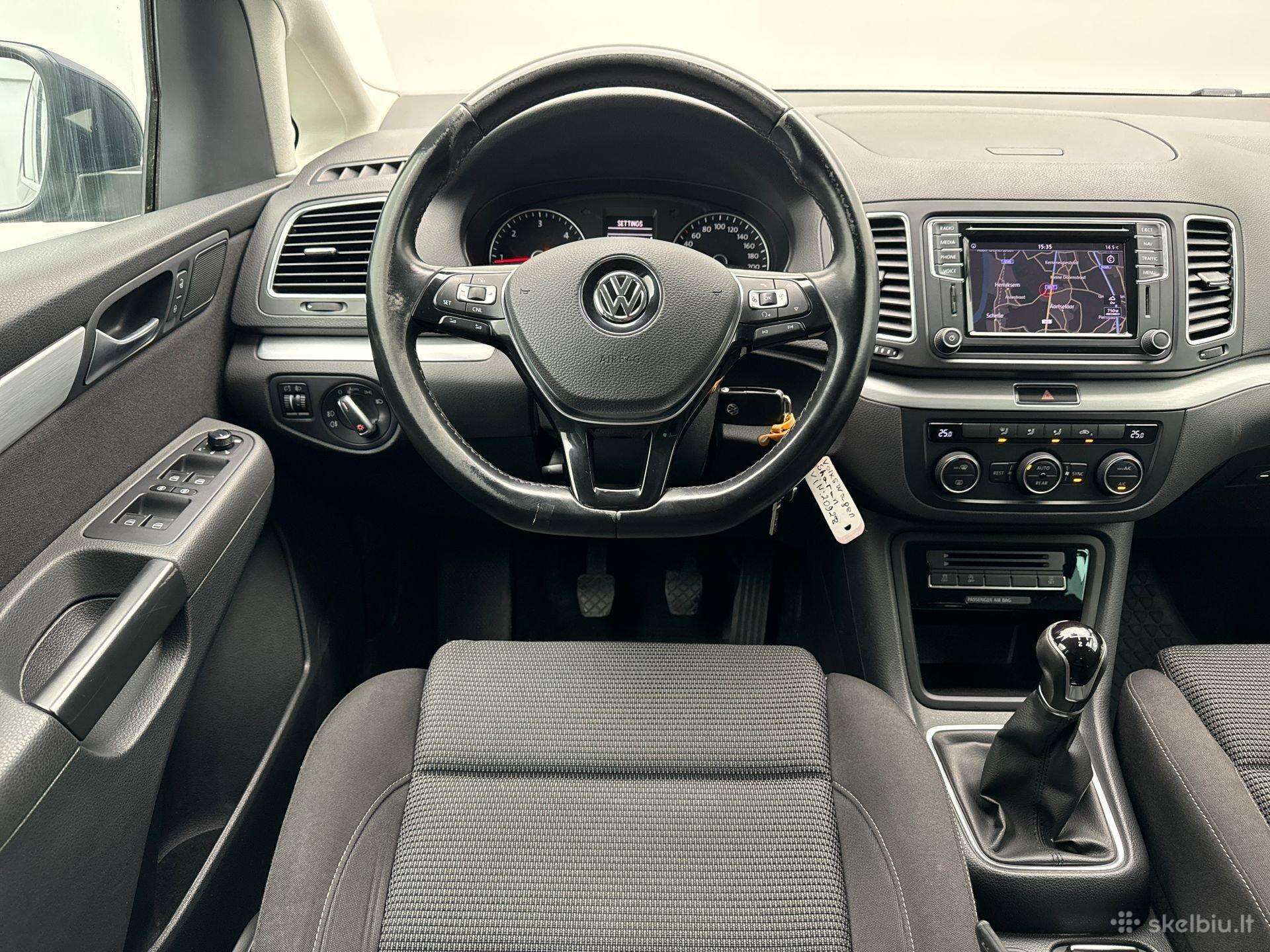 Volkswagen Sharan windows