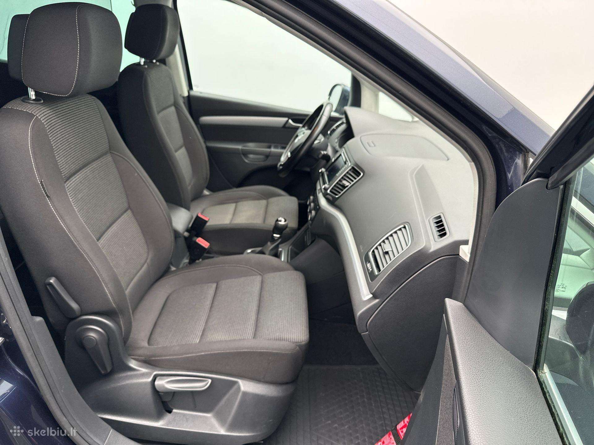 Volkswagen Sharan windows