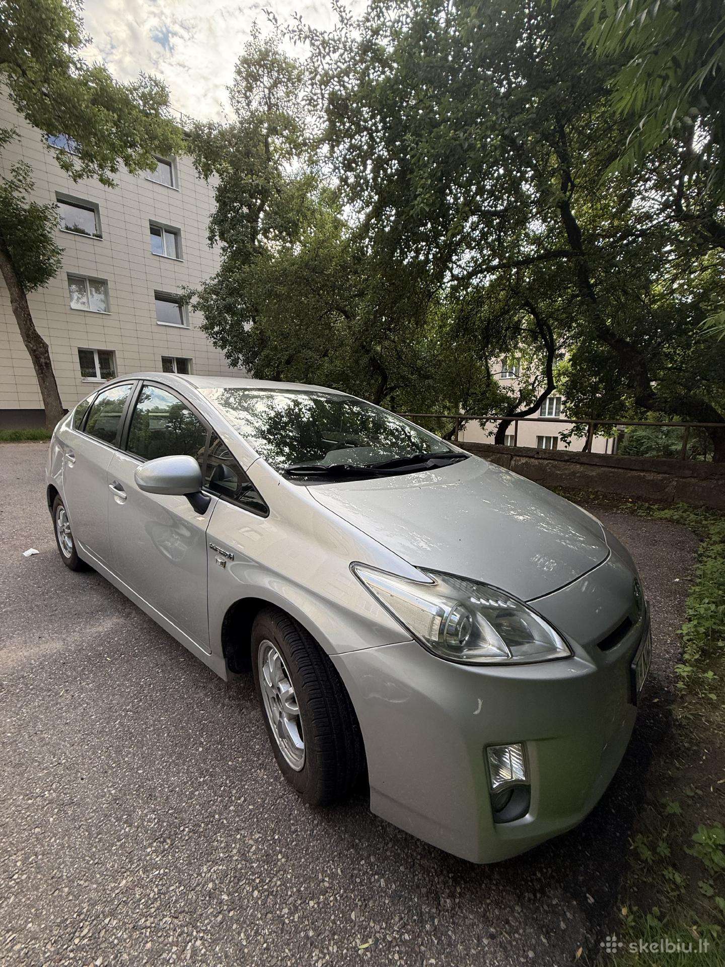 Toyota Prius, hatchback