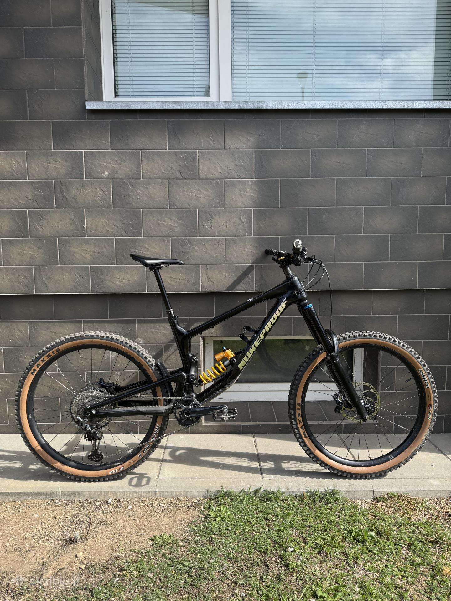 Mountain bike Nukeproof 27.5″