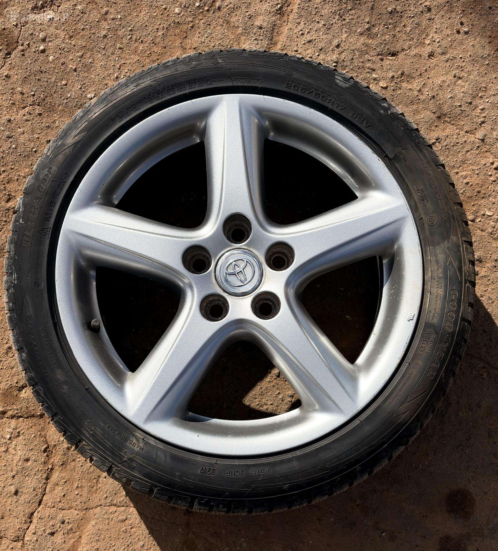 Goodyear, всесезонные 205/50 R17