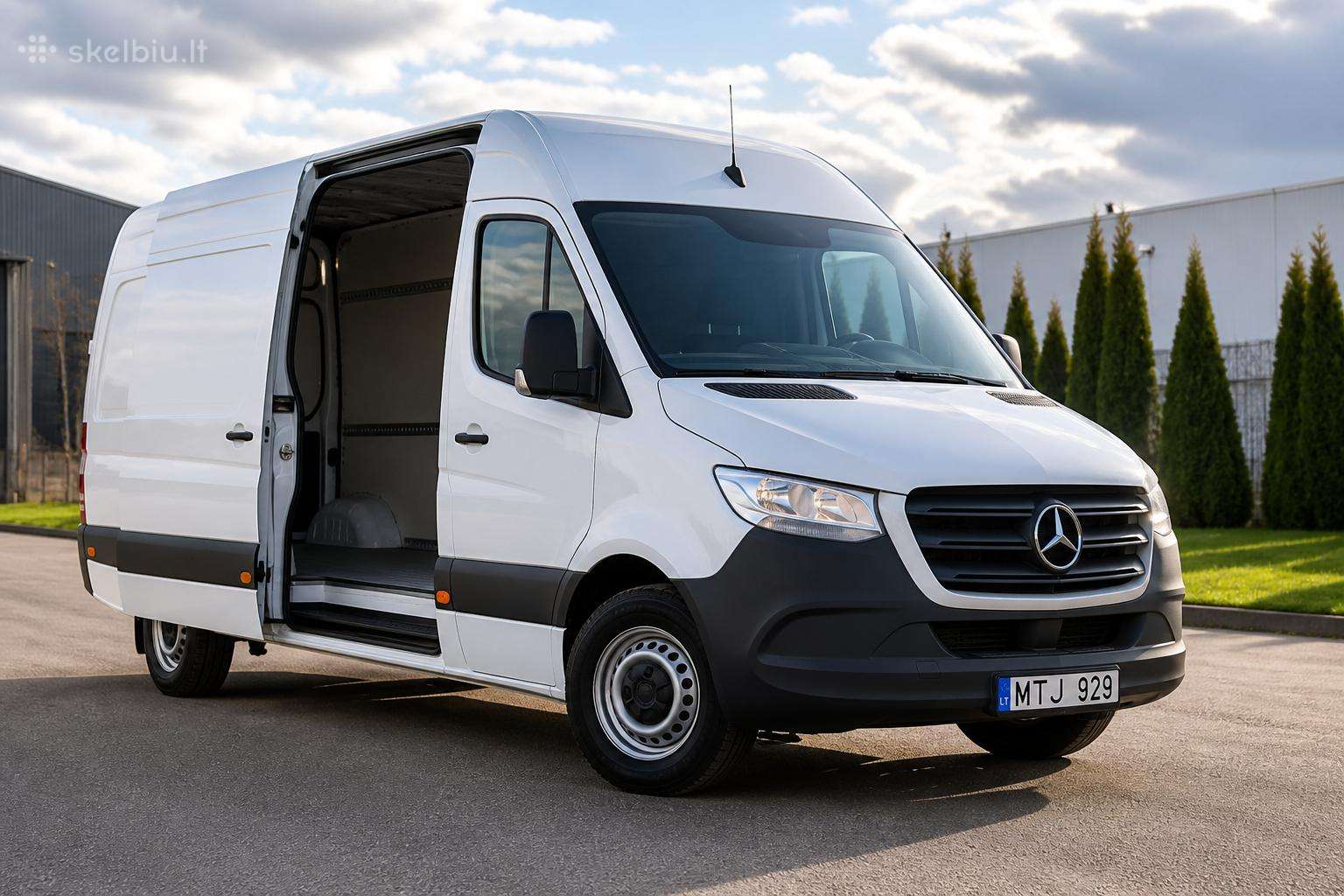 Mercedes-Benz Sprinter, cargo van