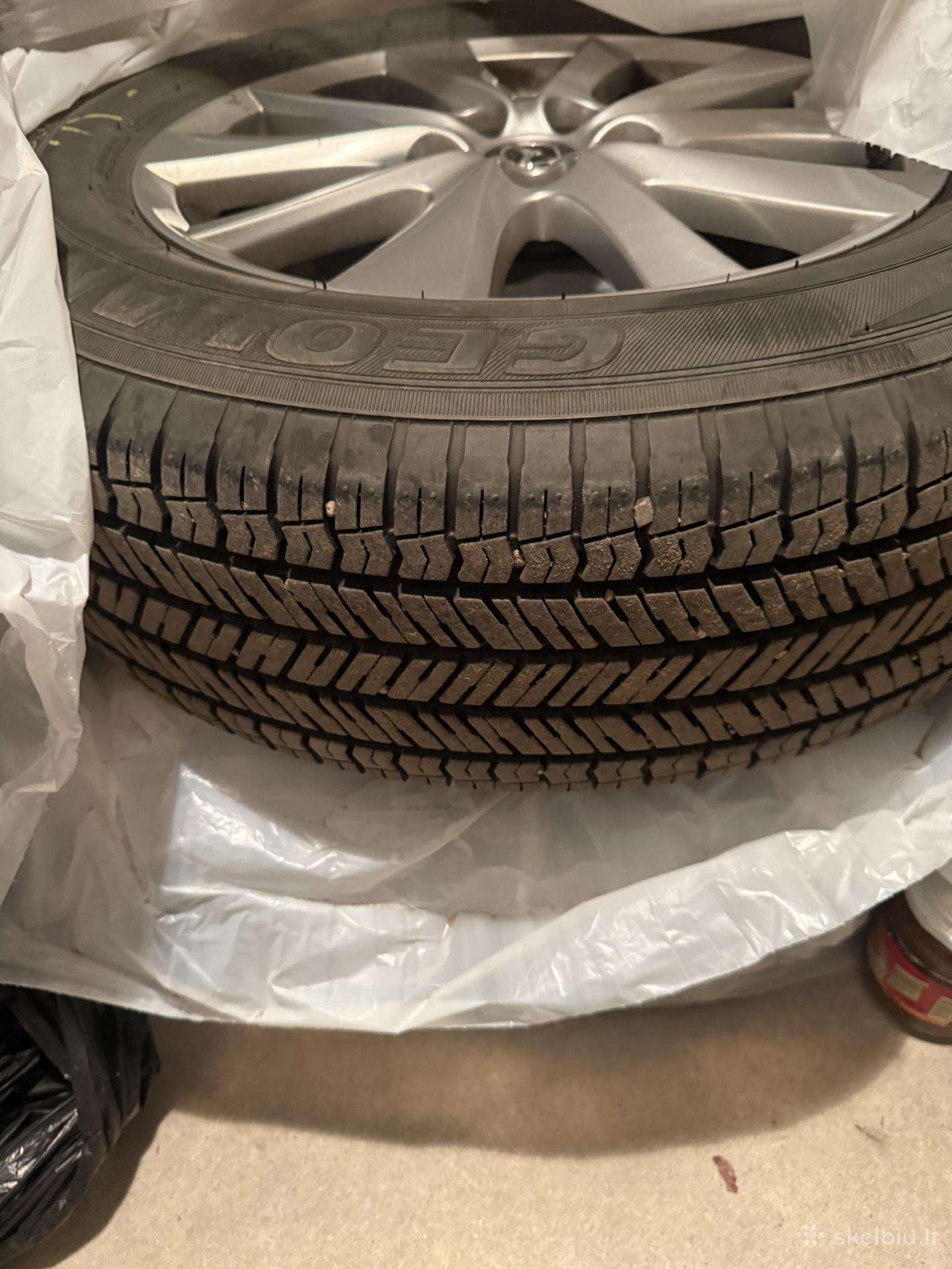 -Kita-, vasarinės 225/65 R17