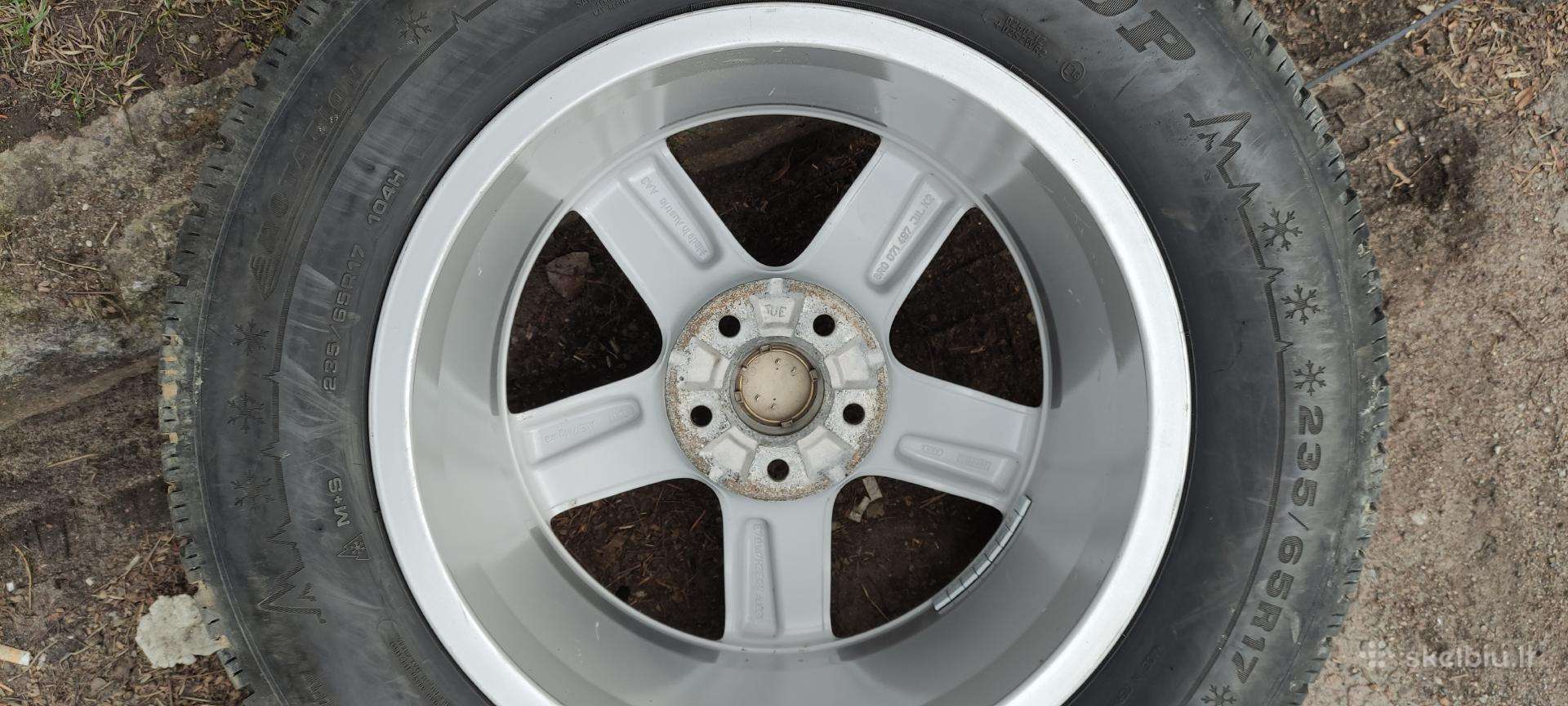 Dunlop, всесезонные 235/65 R17