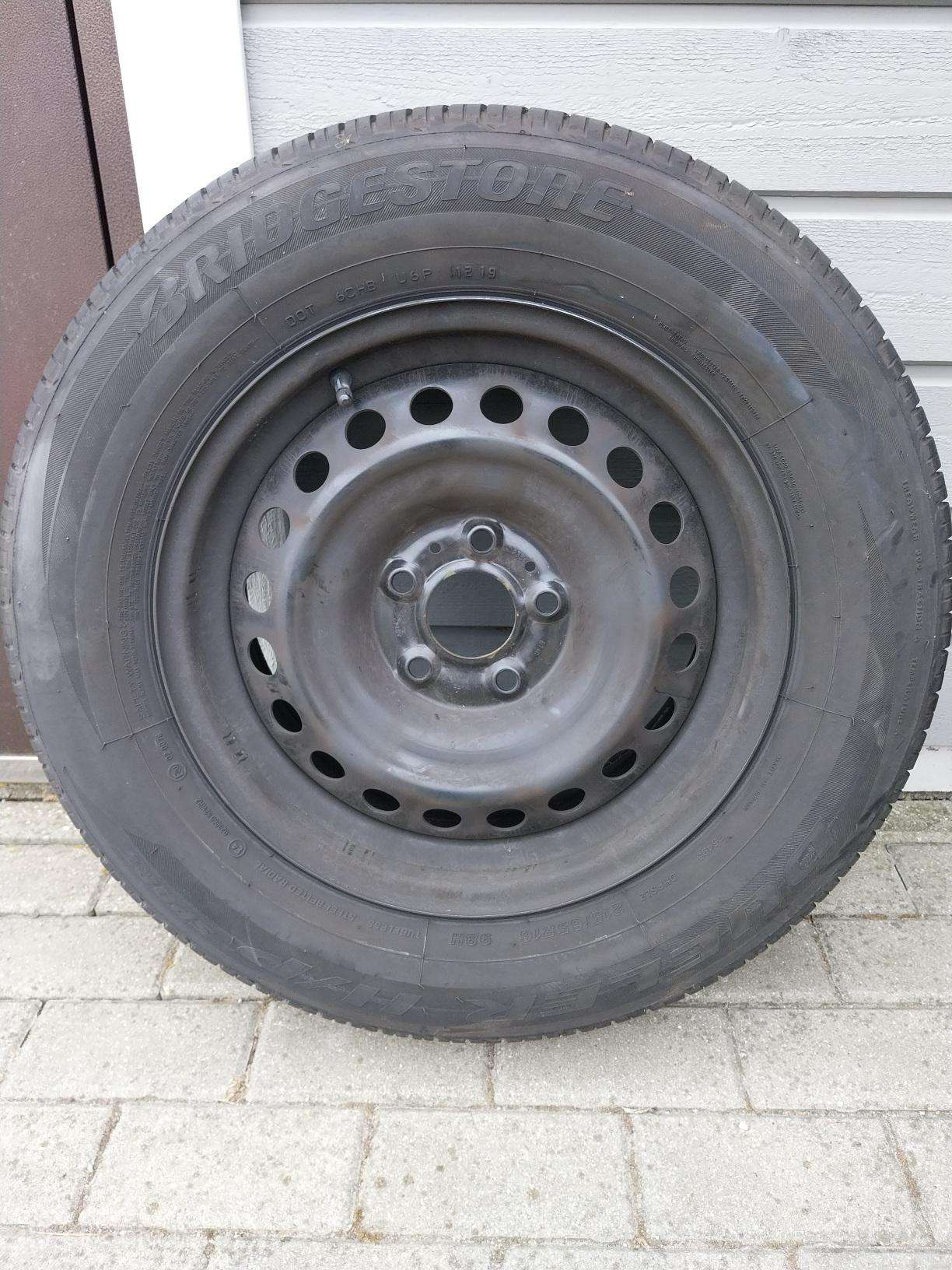 Bridgestone, summer 215/65 R16