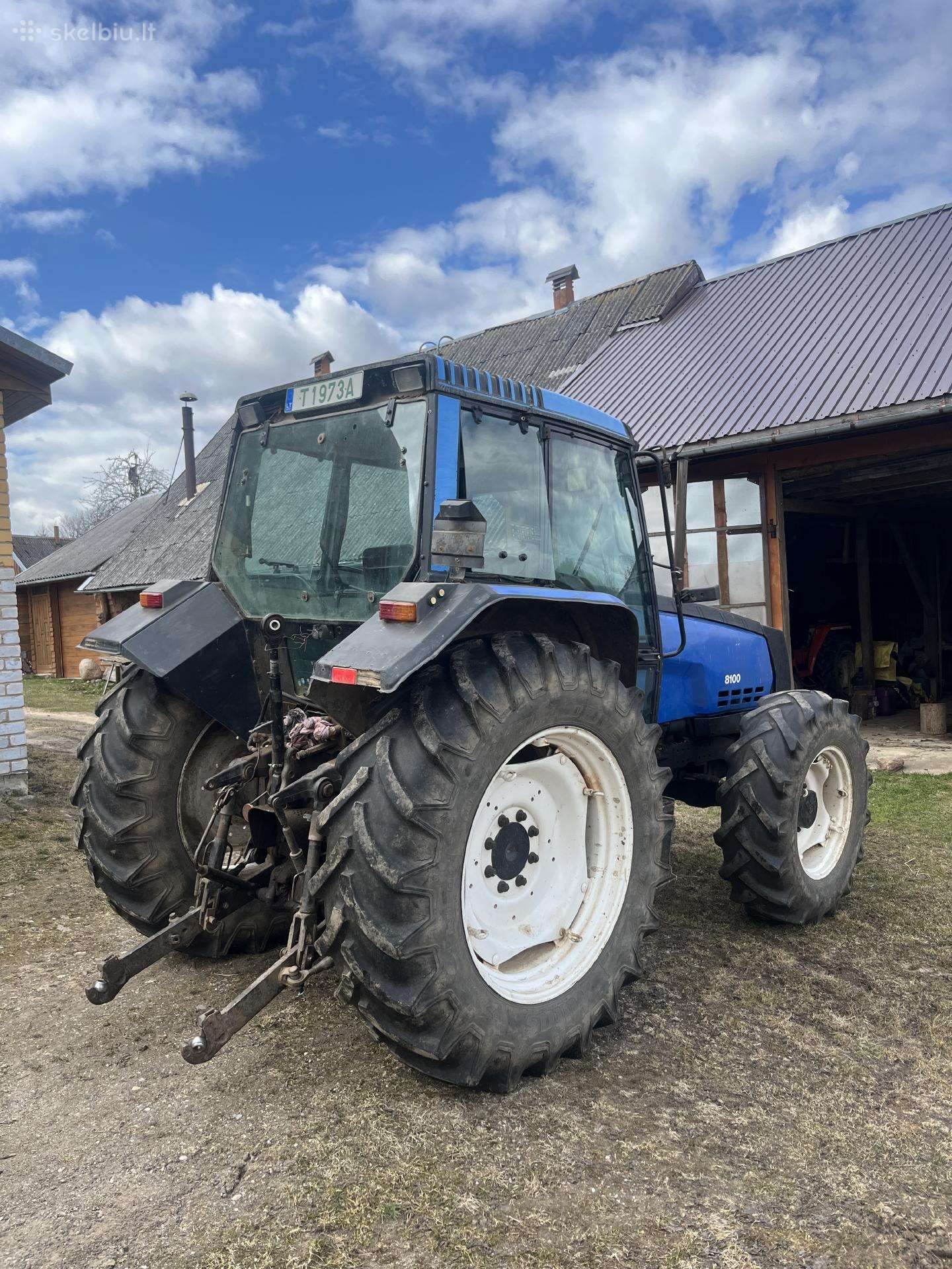 Valmet 8100, tractors