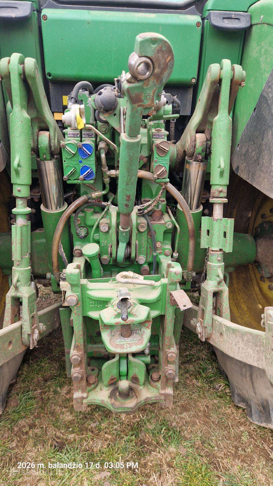 John Deere 6930, traktoriai