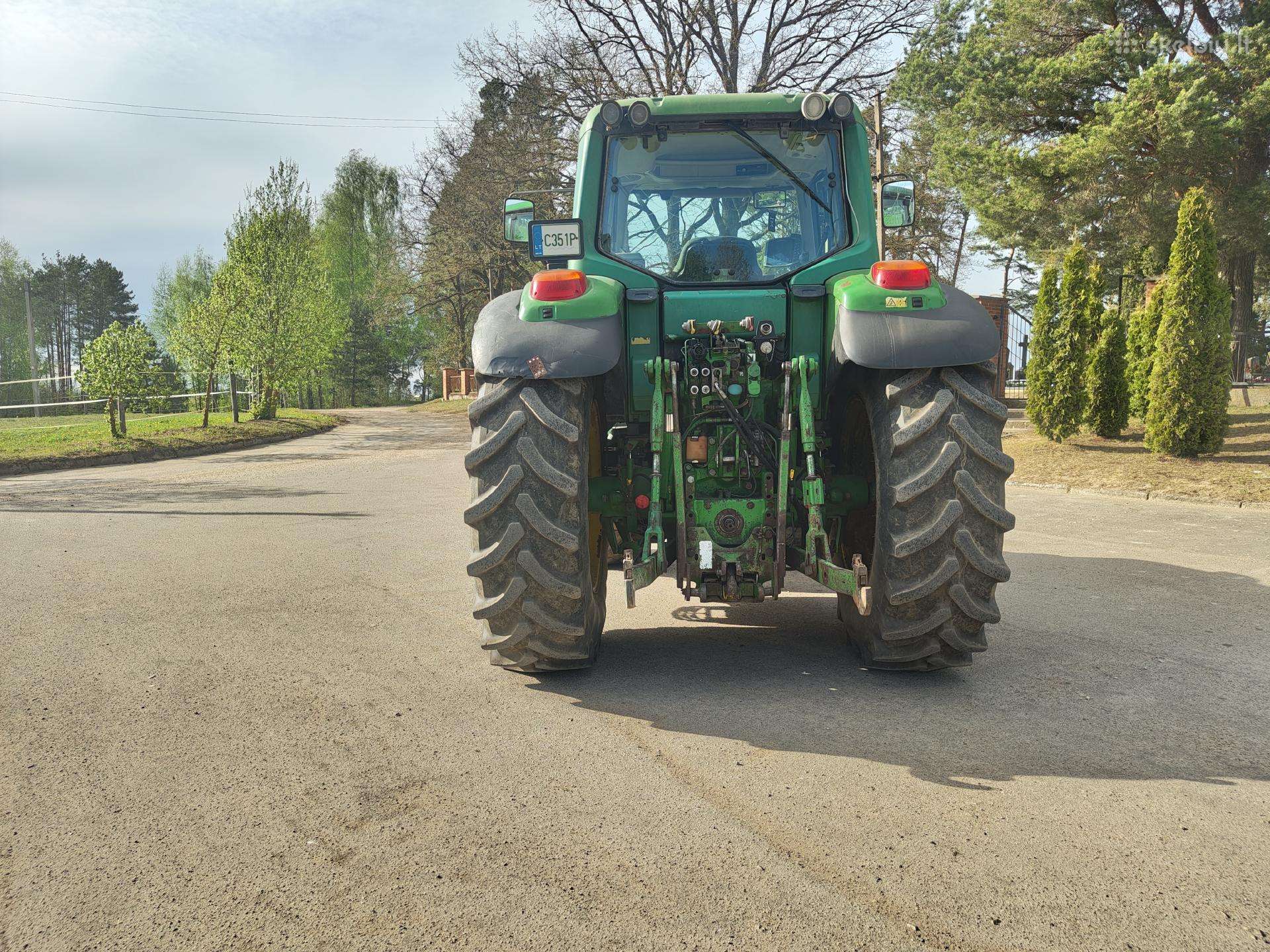 John Deere 6920, tractors