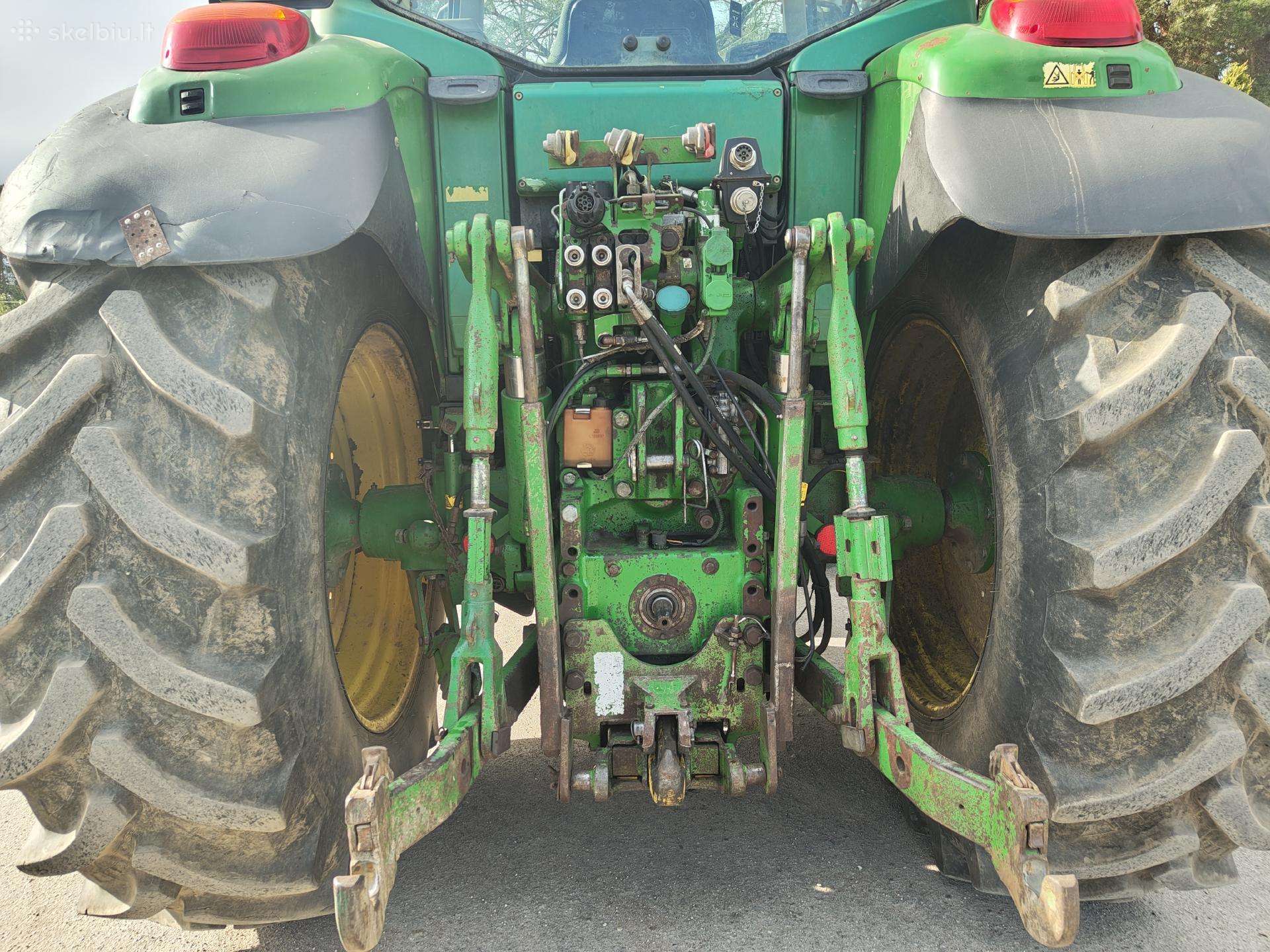 John Deere 6920, tractors