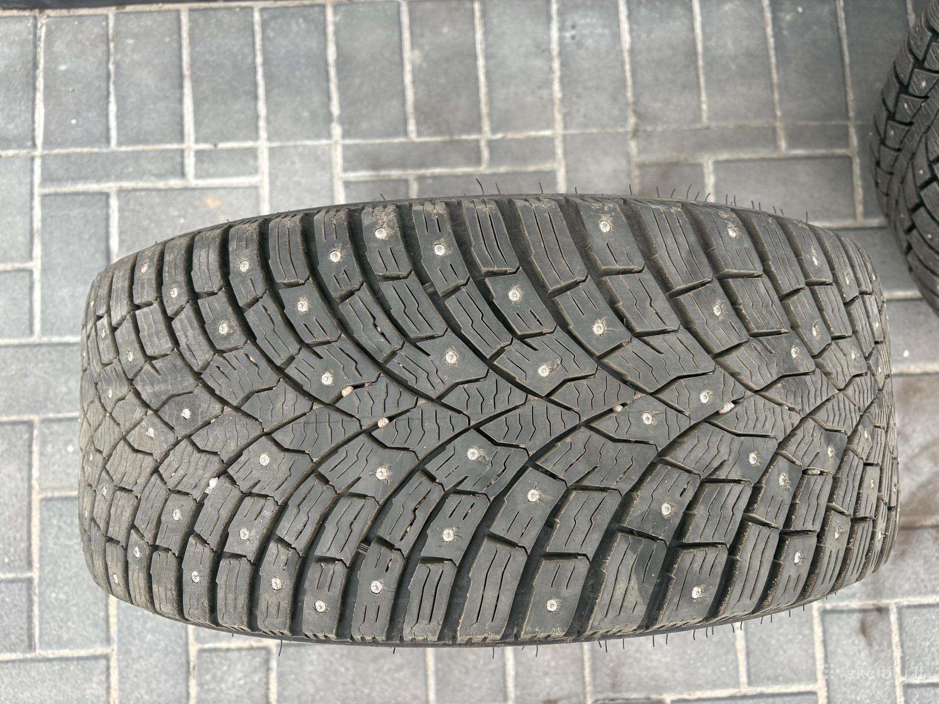 Triangle, winter 225/45 R17