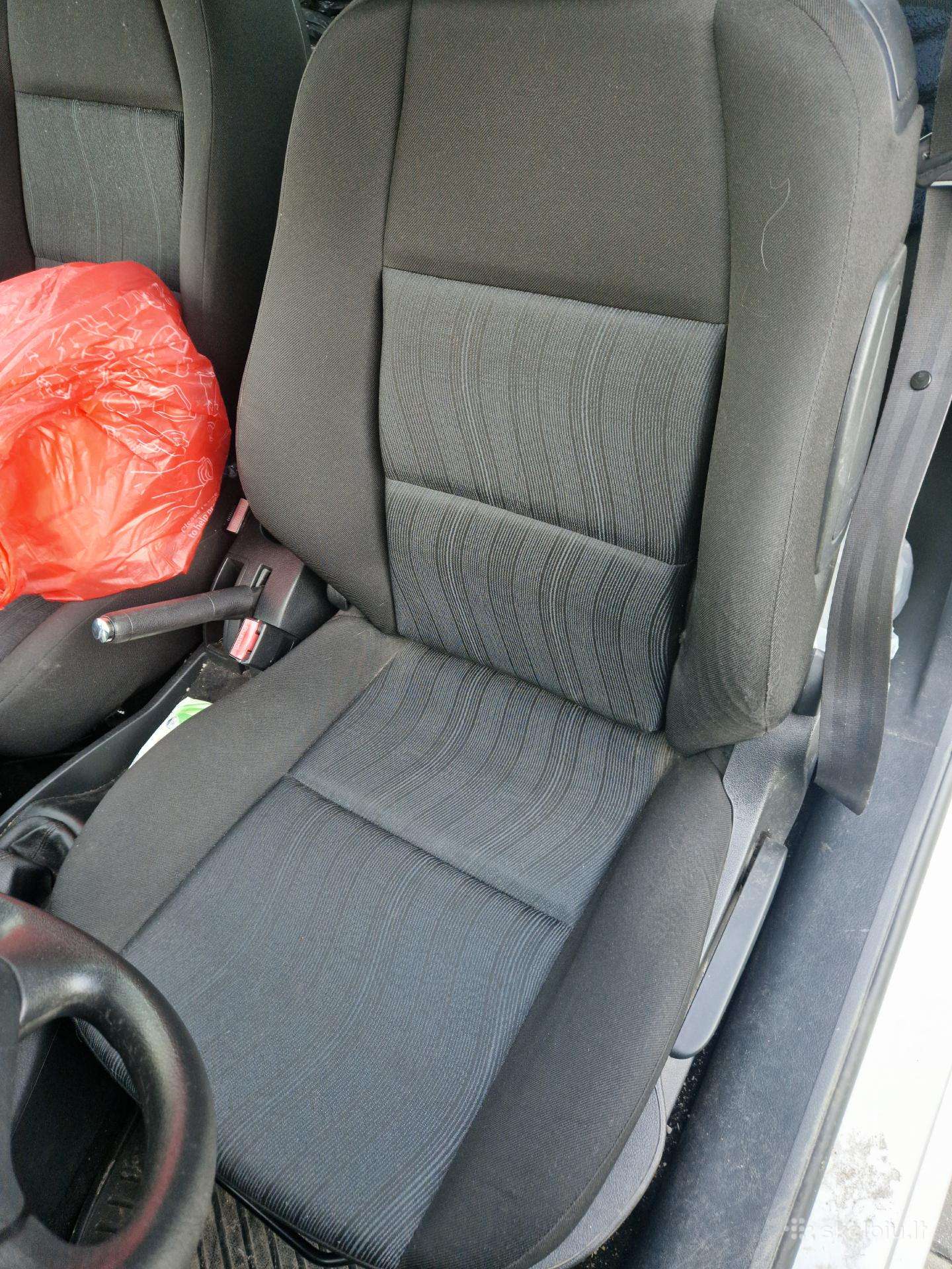 Peugeot 207, 1.4 l., hatchback