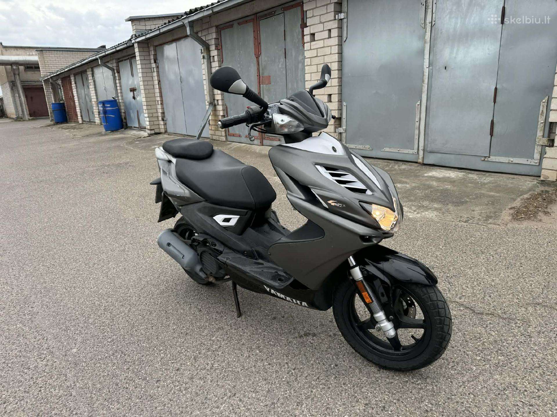 Yamaha Aerox, scooters / mopeds