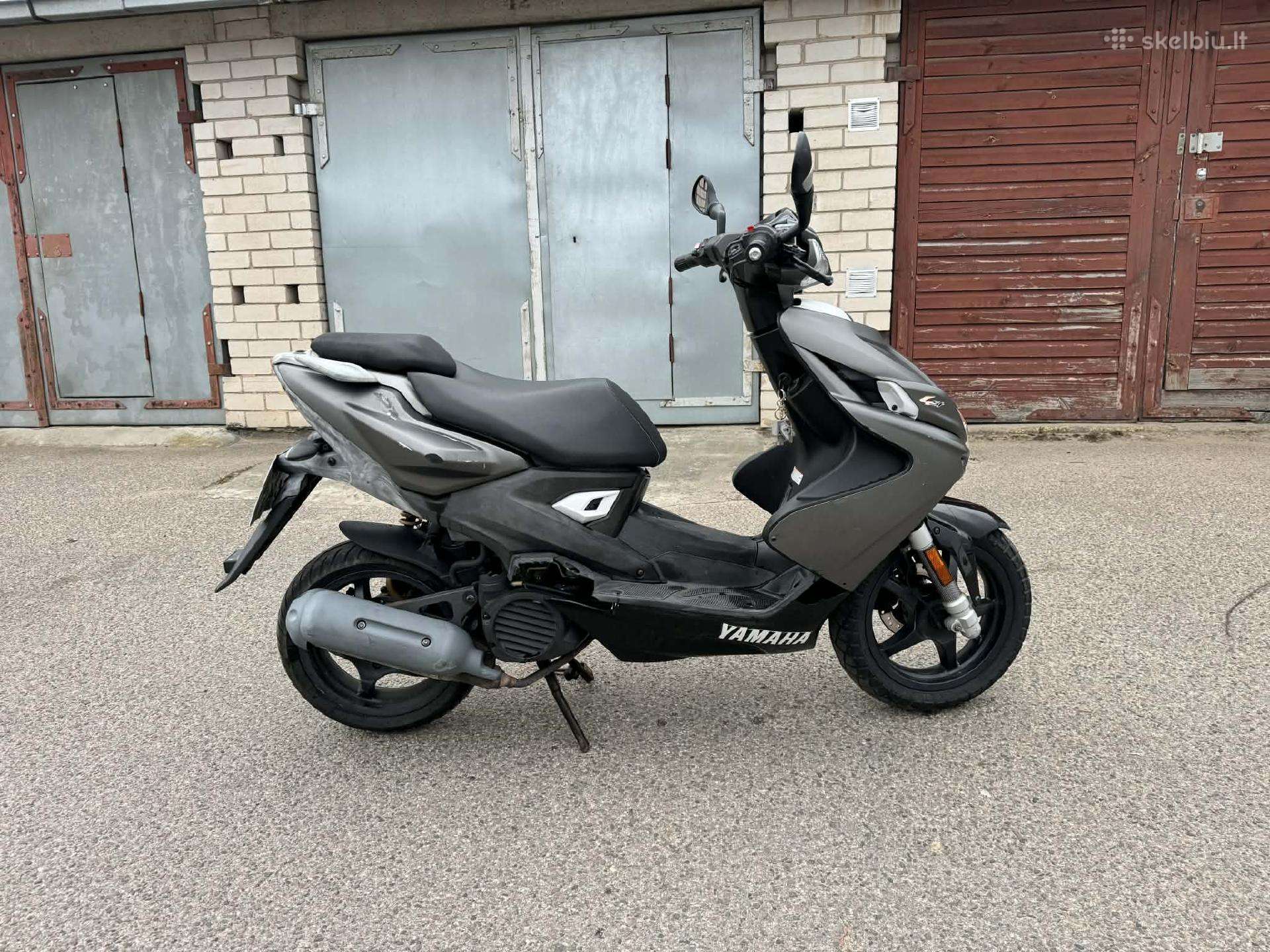Yamaha Aerox, scooters / mopeds