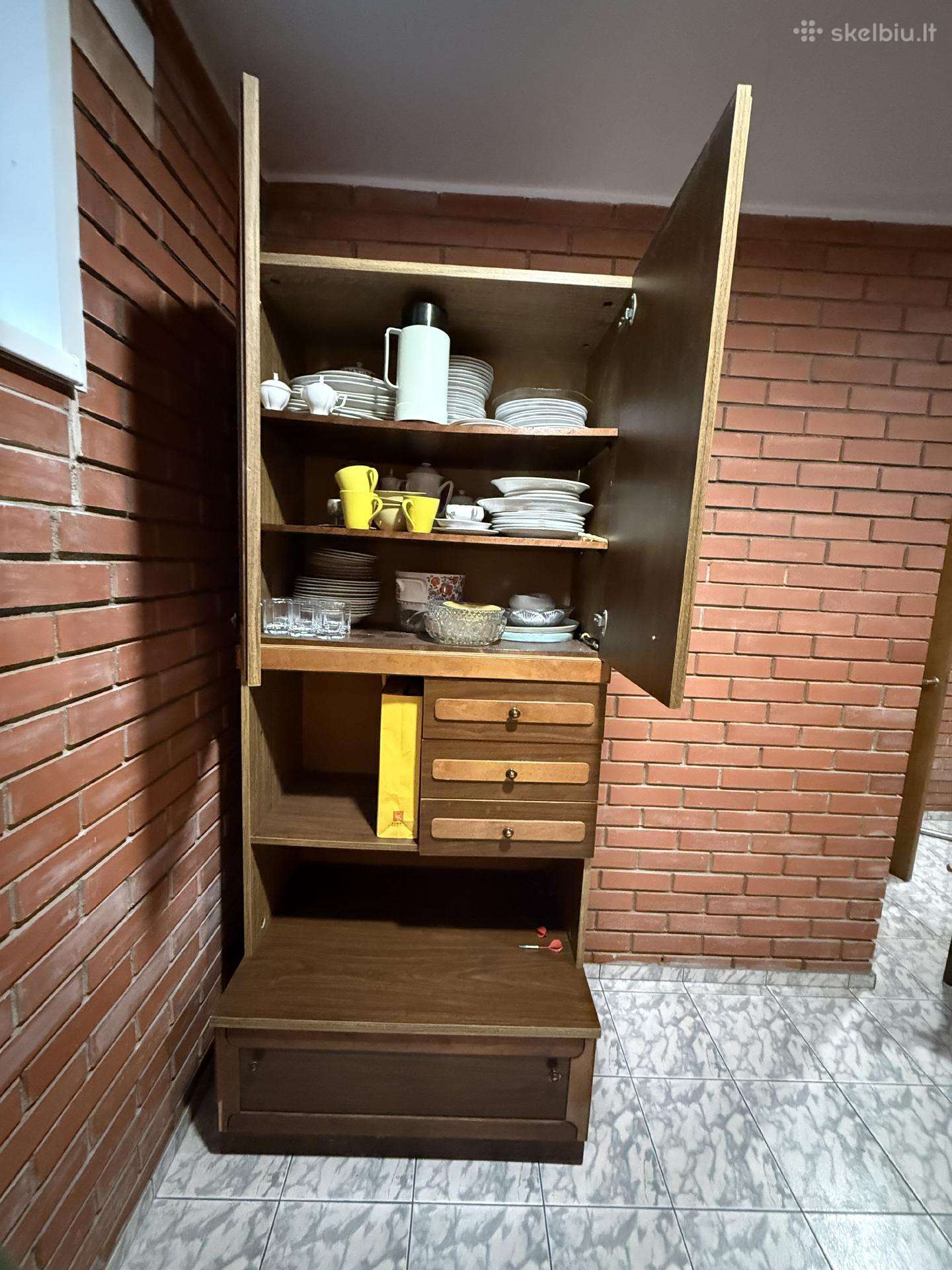Dovanojame baldus