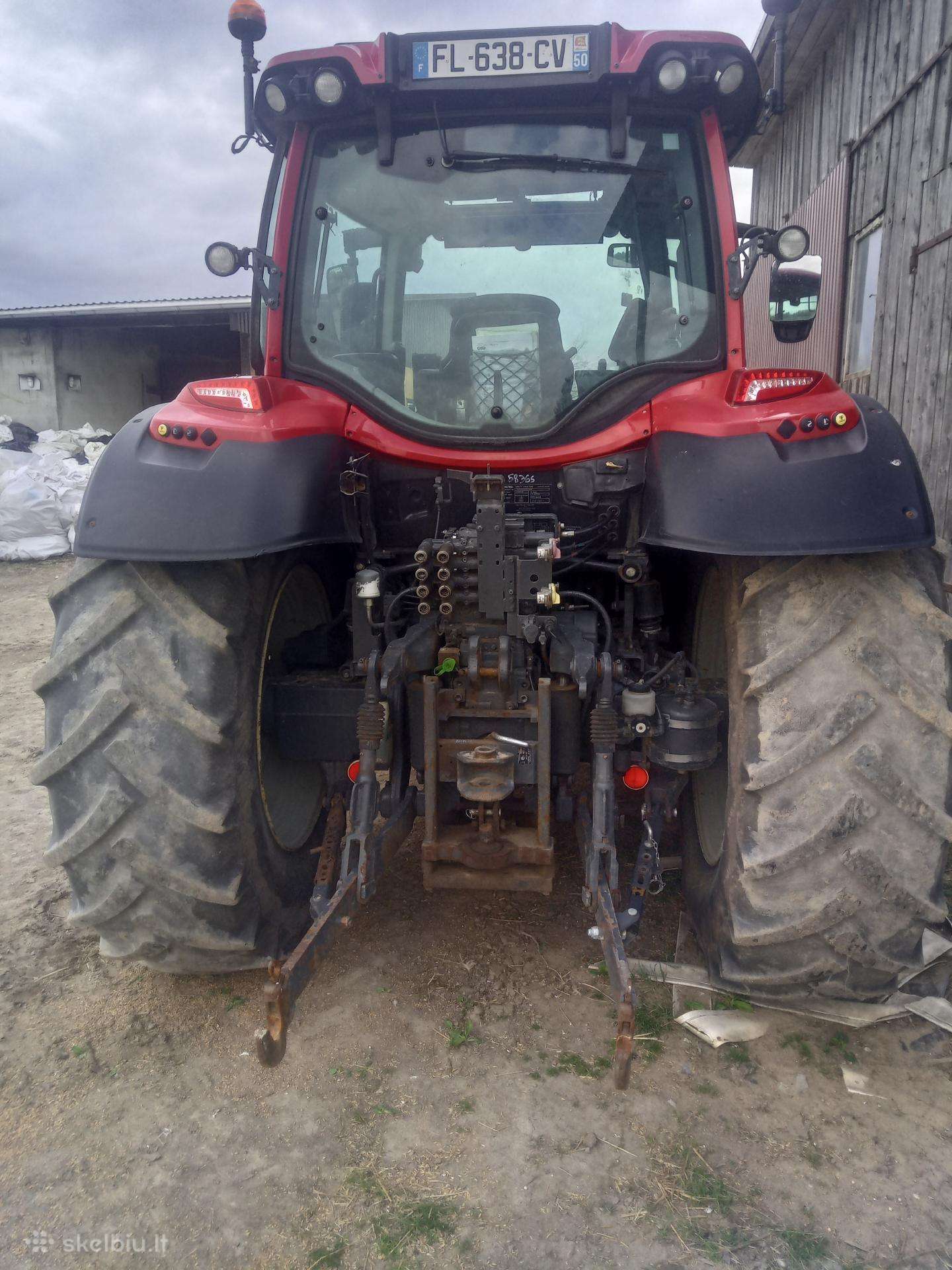 Valtra 134, tractors