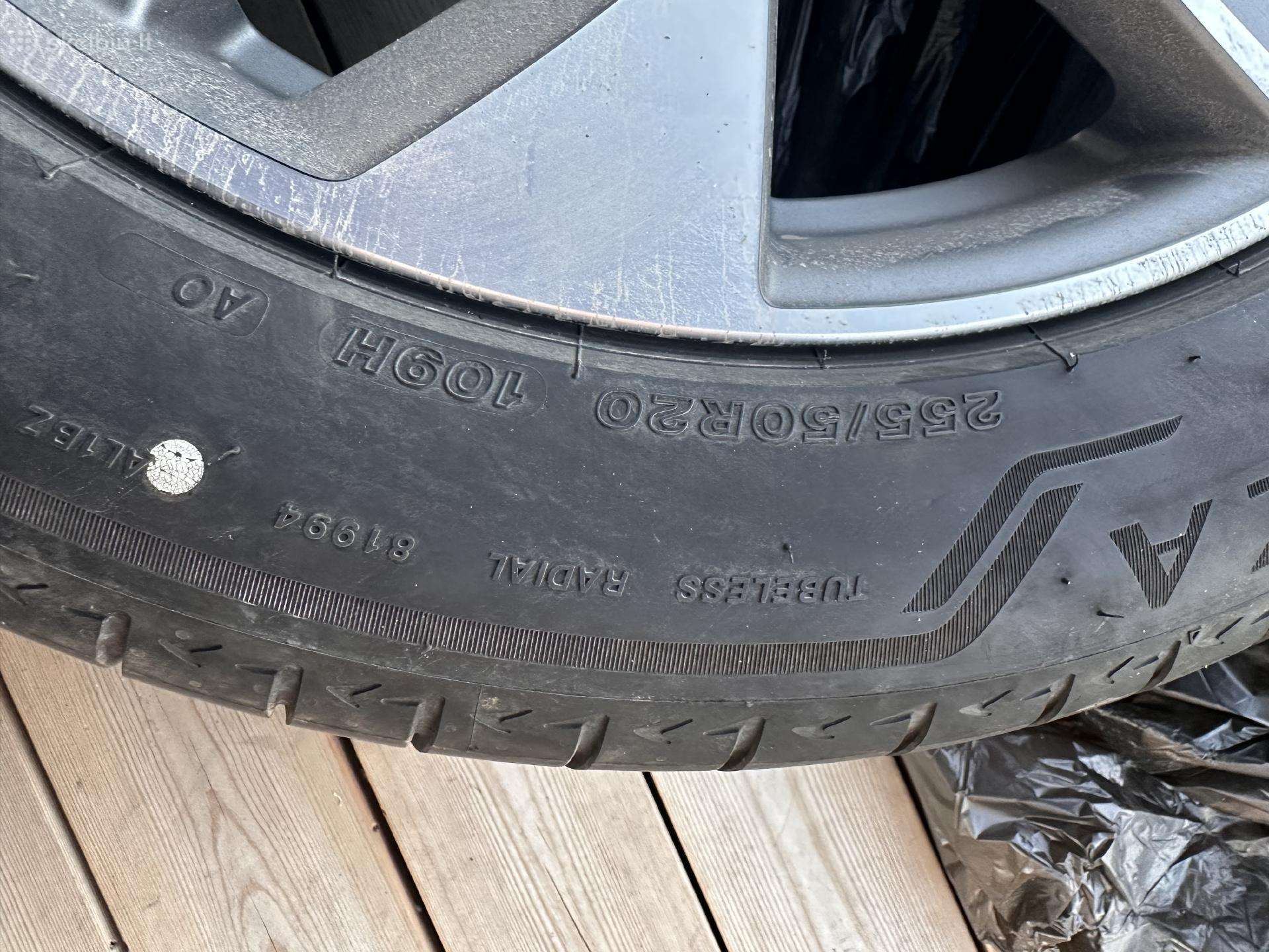 Audi, light alloy, R20