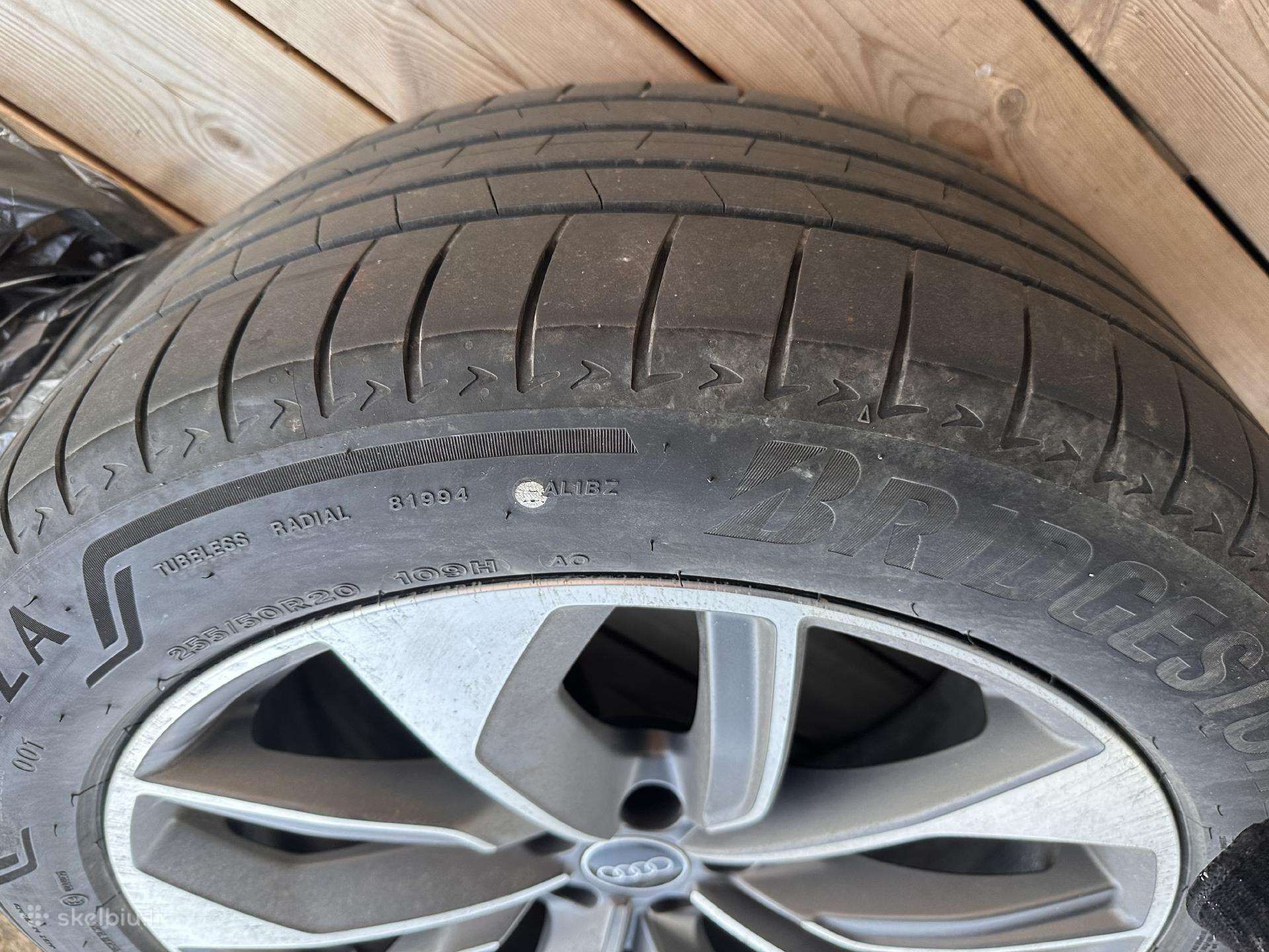 Audi, light alloy, R20