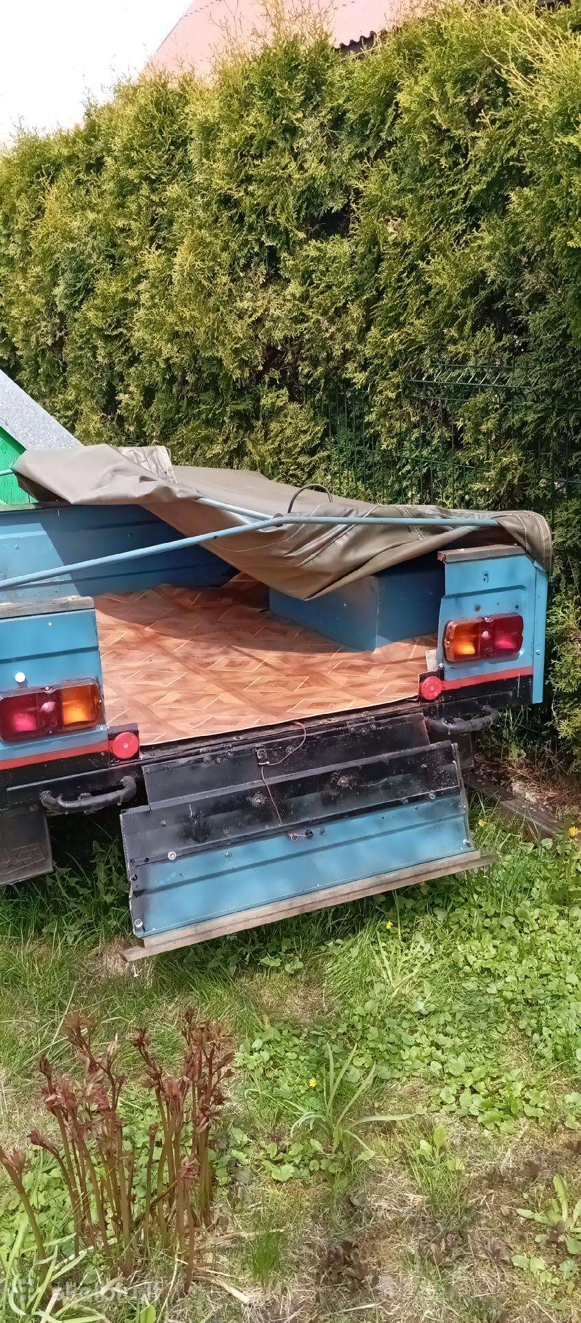 -Kita-, passenger car trailers