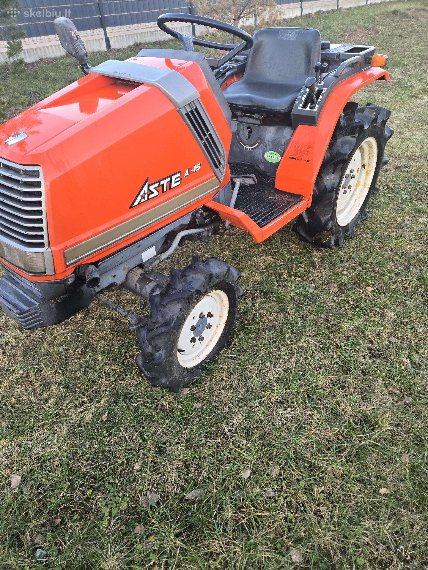 Kubota 15, traktoriai